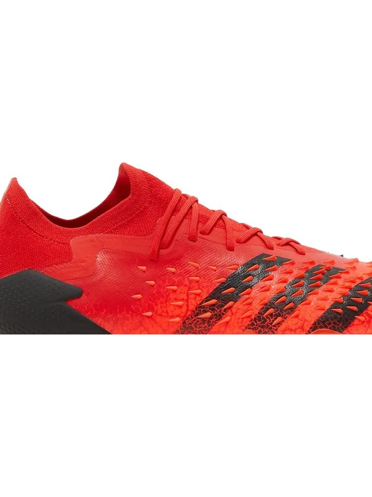 Бутсы Adidas Predator Freak.1 FG 'Demonskin - Solar Red' — изображение 2 из 8, красный