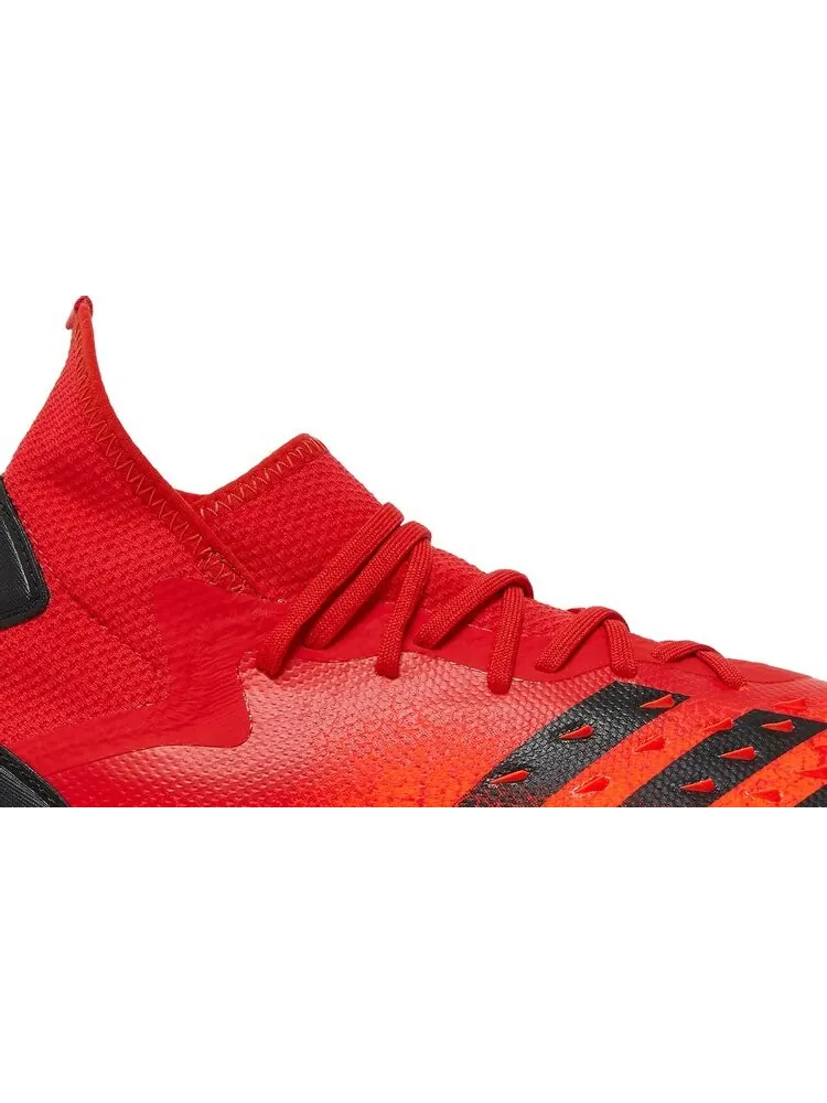 Бутсы Adidas Predator Freak.2 FG 'Demonskin - Solar Red' — изображение 2 из 8, красный