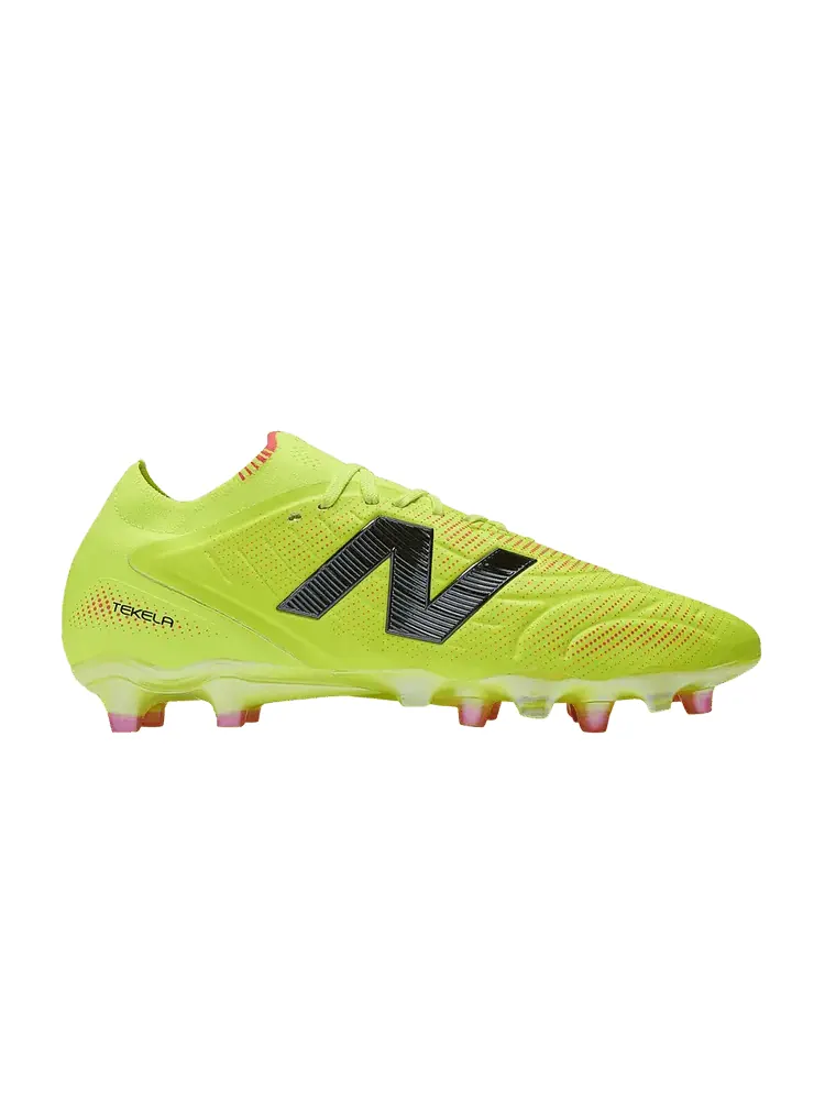 Бутсы New Balance Tekela v5 Elite Low Laced FG '1st Edition' — изображение 1 из 1, красный