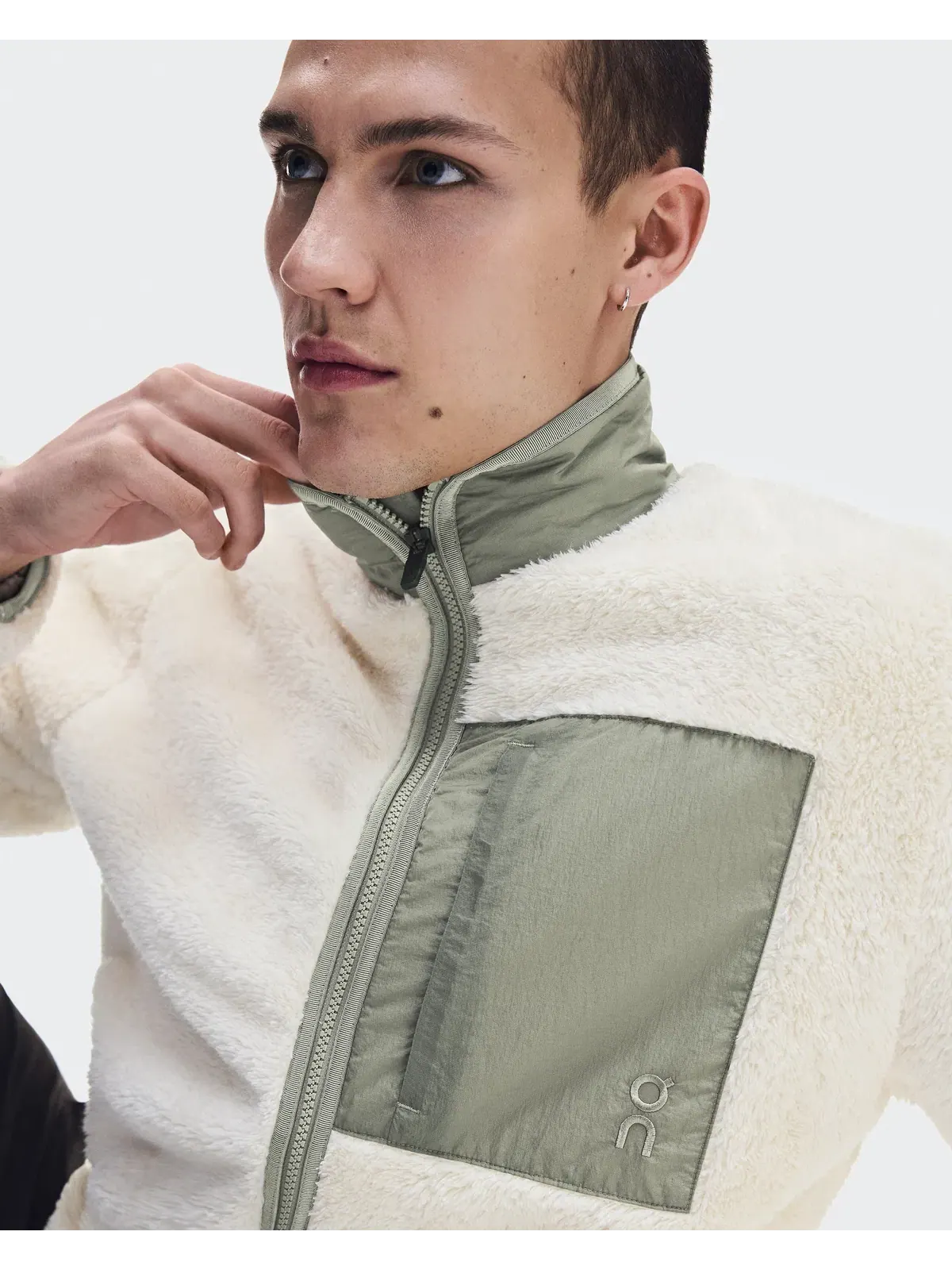 Мужская куртка из флиса утепленная Ascent Fleece Jacket On — 6