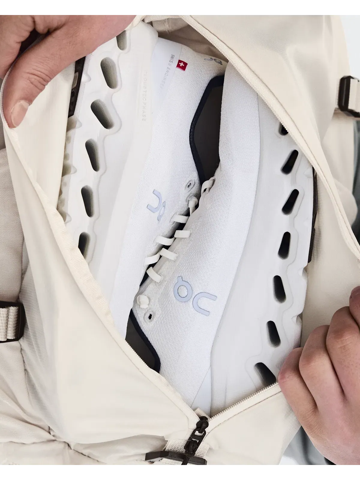 Спортивный рюкзак 18 л с регулируемыми ремнями Speed Pack 18L Lite On — изображение 9 из 11, бежевый