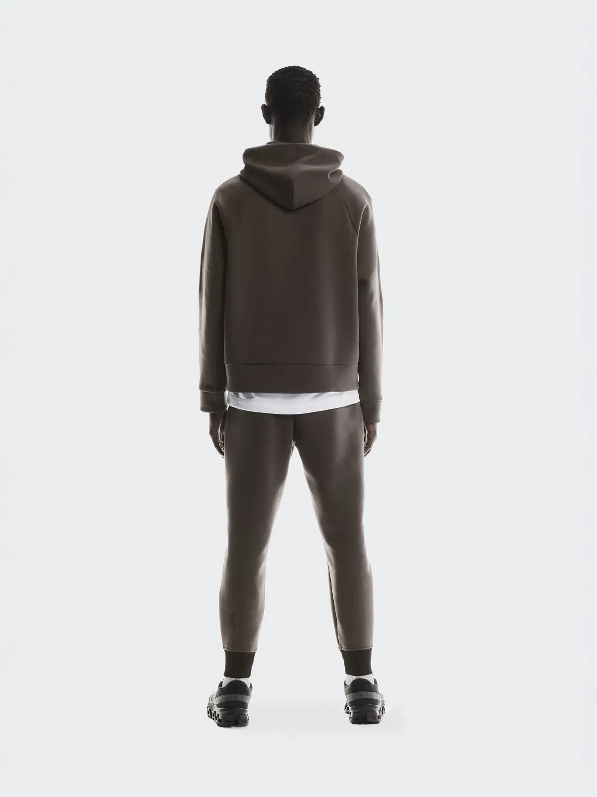 Мужские спортивные брюки с эластичным поясом Focus Tech Sweatpants On — 3