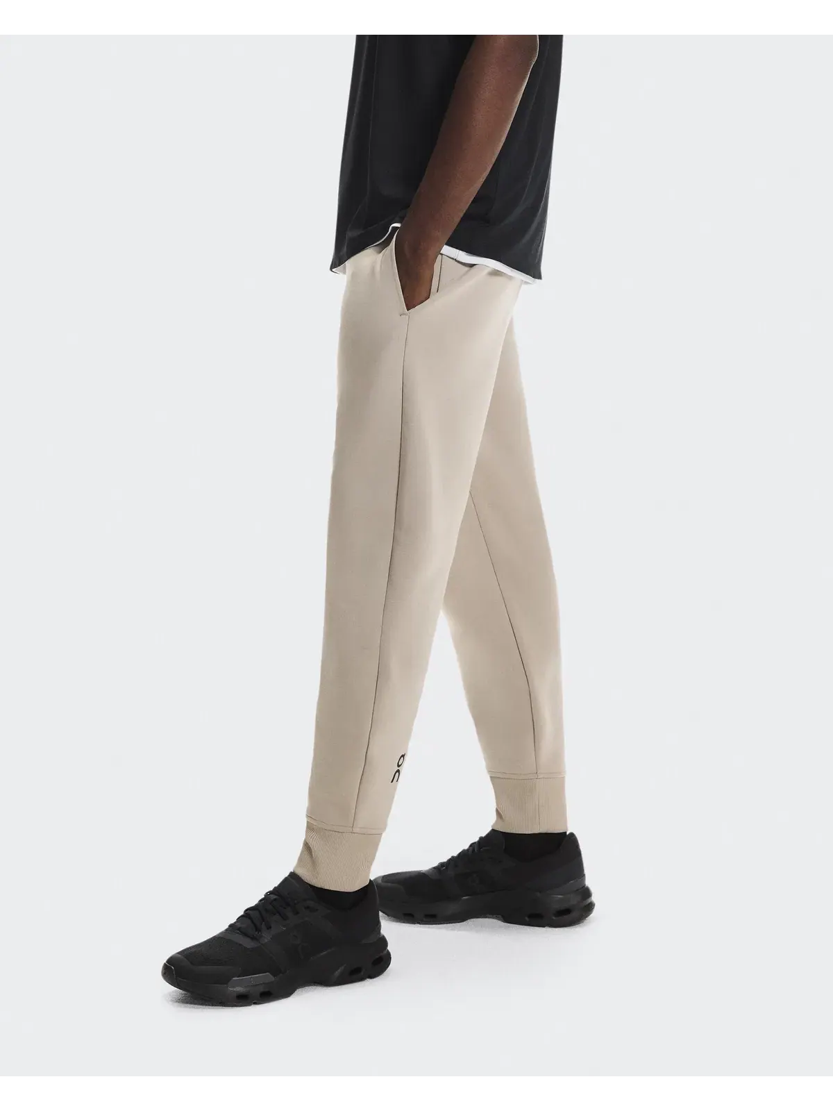 Мужские спортивные штаны с регулируемым поясом Focus Tech Sweatpants On — 4