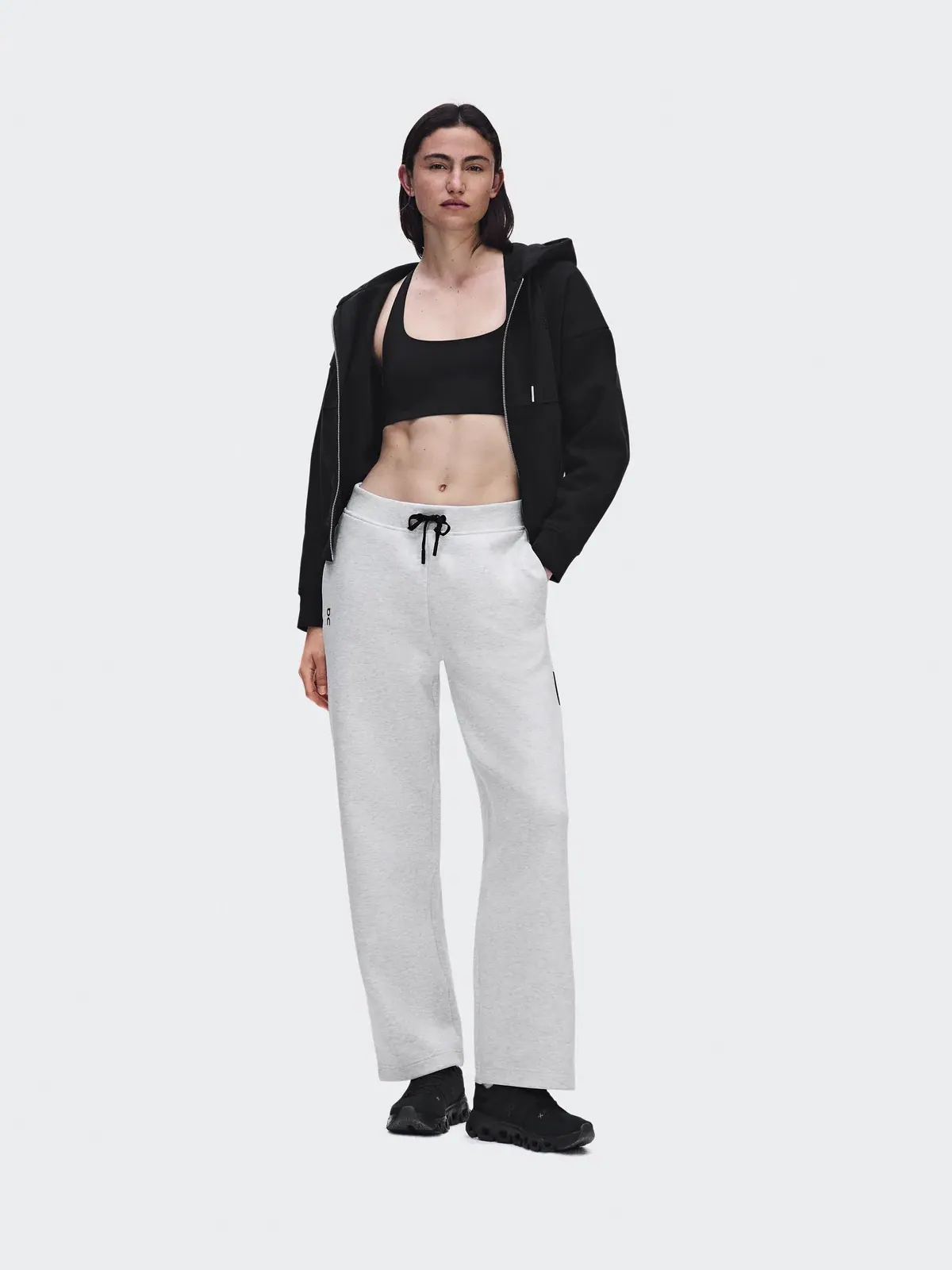 Женские спортивные брюки с карманом на молнии Focus Tech Sweatpants On, Crater — 2