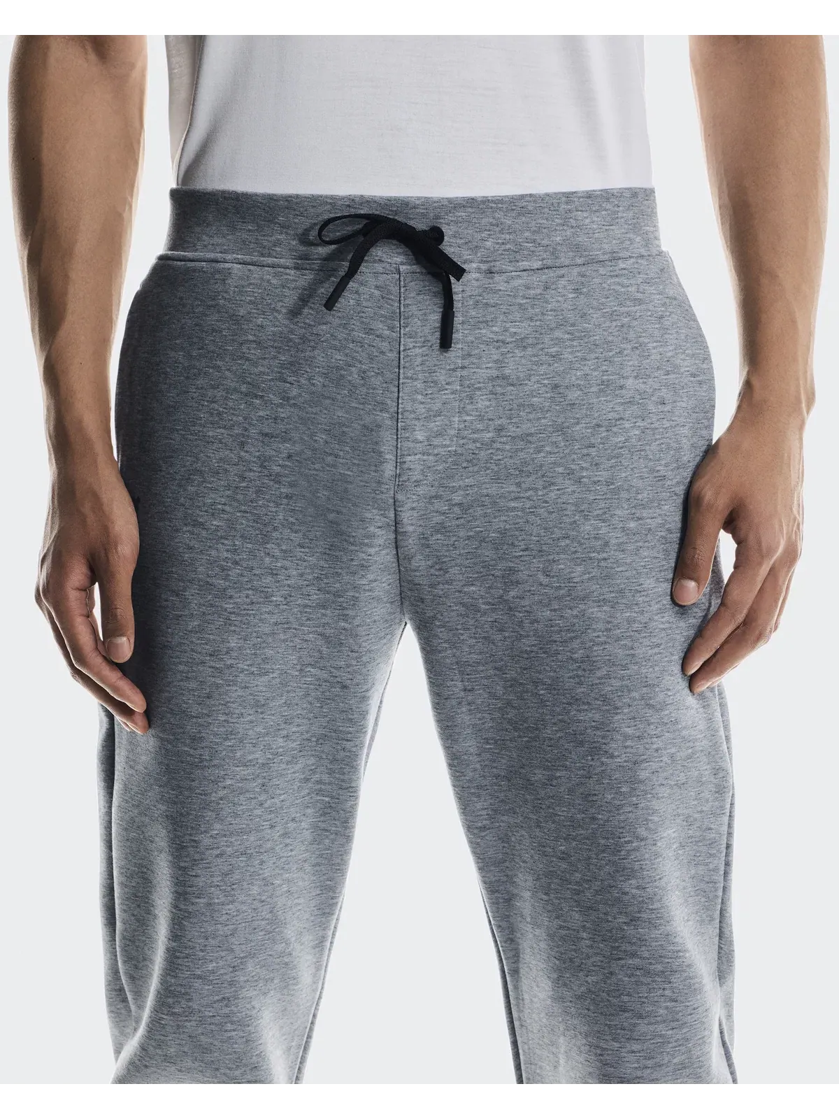 Мужские брюки-джоггеры с технологичным карманом Focus Tech Sweatpants On — 5
