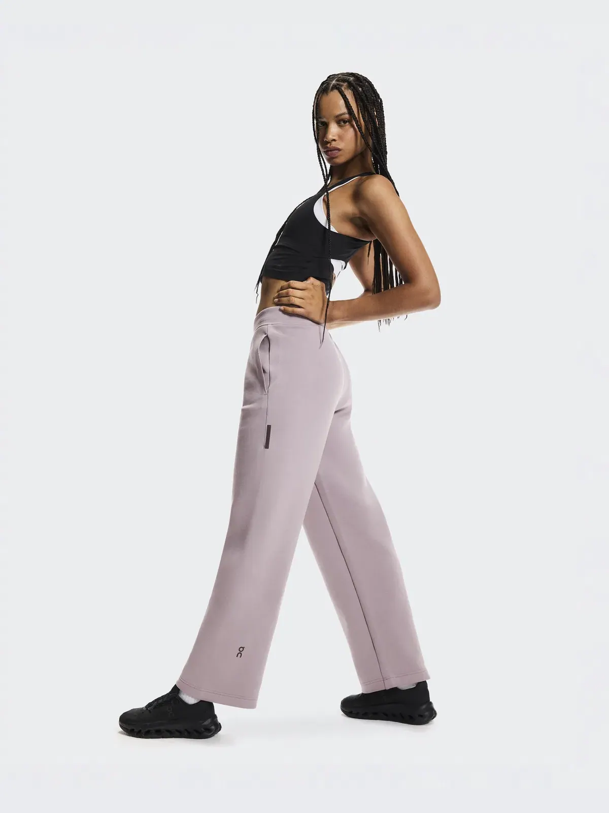 Женские спортивные брюки с боковым карманом на молнии Focus Tech Sweatpants On, Heron — 4