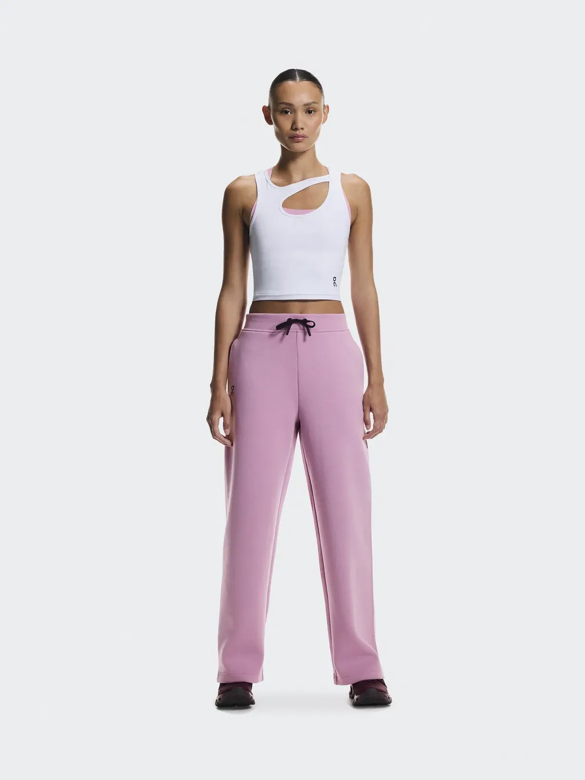 Женские брюки-свитшот с боковым карманом на молнии Focus Tech Sweatpants On, Sakura — 2