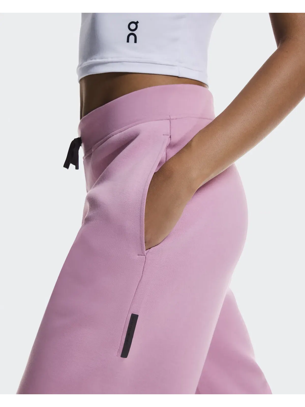 Женские брюки-свитшот с боковым карманом на молнии Focus Tech Sweatpants On, Sakura — 7