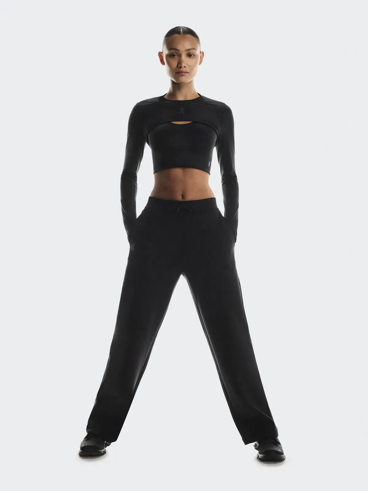 Женские спортивные брюки с карманом Focus Tech Sweatpants On — 4