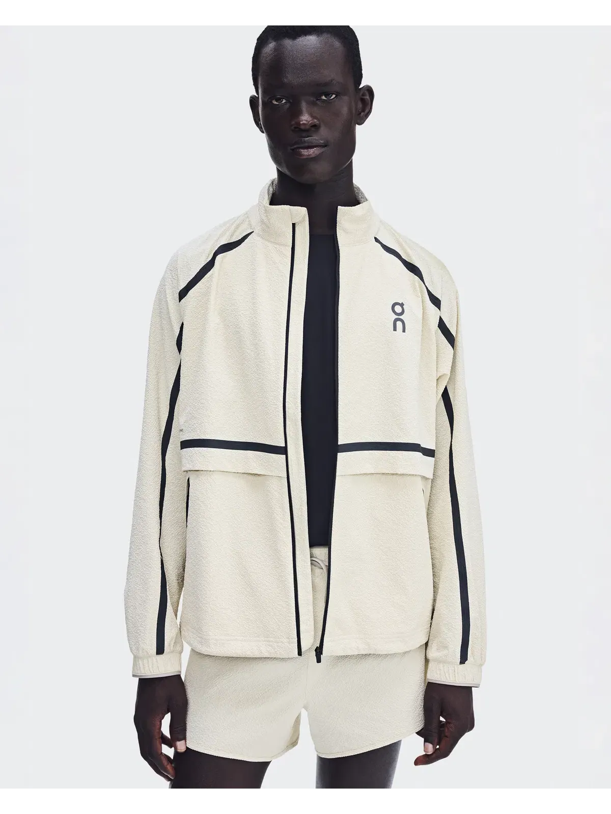 Мужская беговая куртка с ветро- и водонепроницаемой тканью Performance Volt Jacket On, Hare — 7