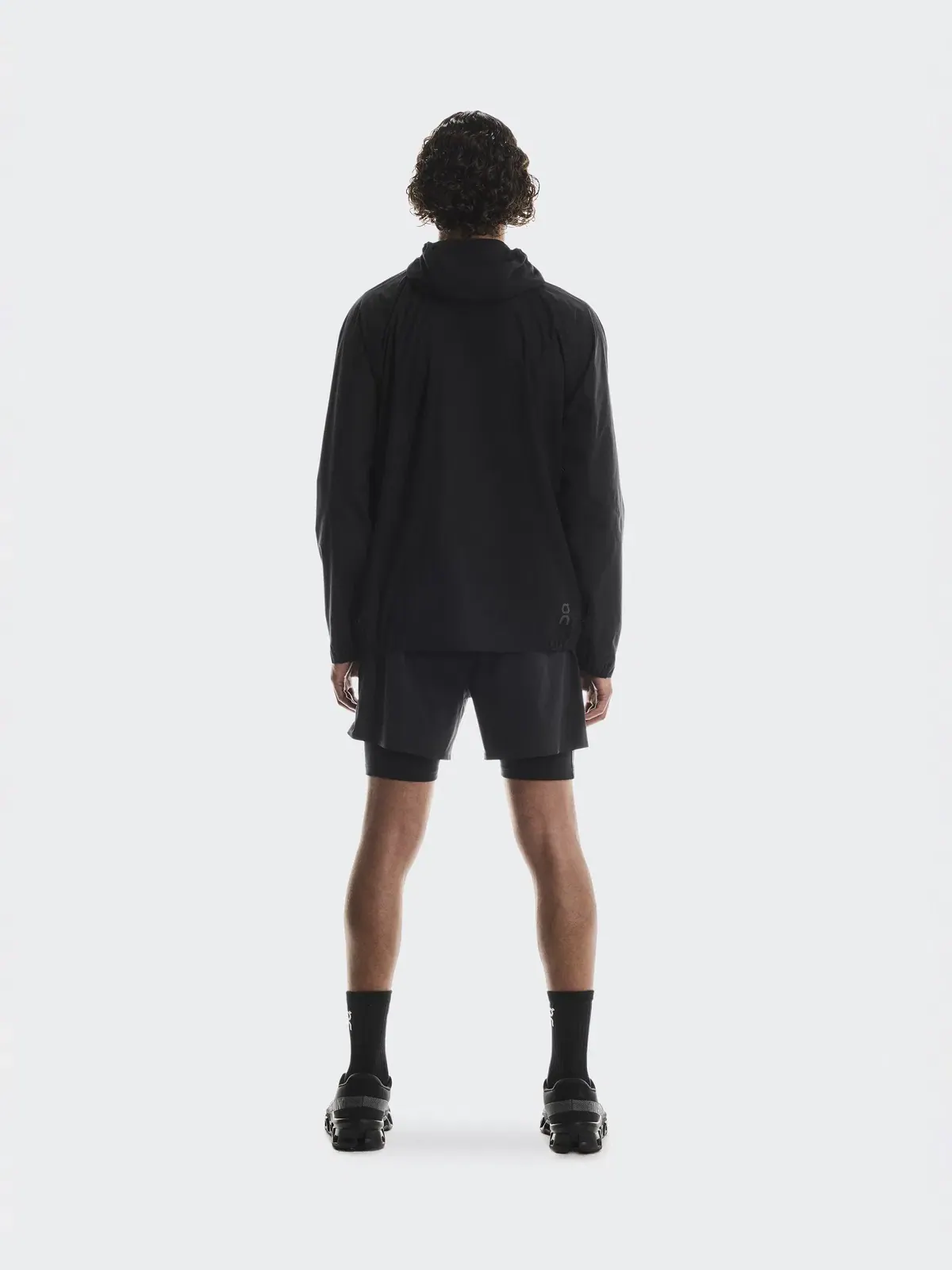 Мужская куртка беговая водостойкая с капюшоном Performance Jacket Waterproof On — 3