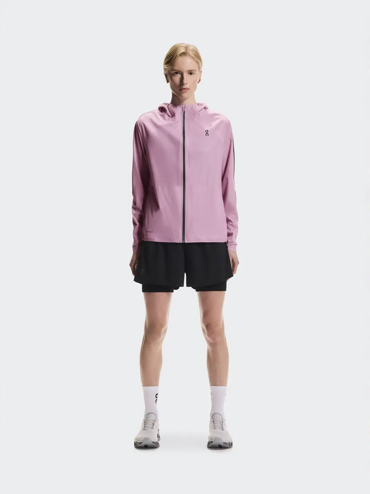 Женская куртка беговая водостойкая с капюшоном Performance Jacket Waterproof On, Sakura — 2