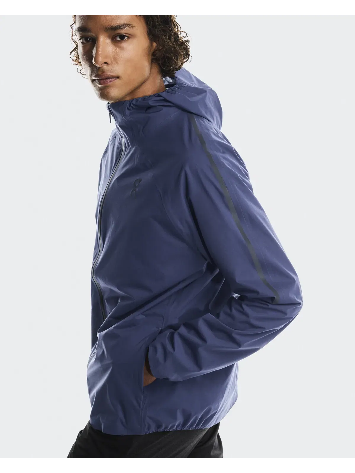 Мужская куртка беговая водостойкая с капюшоном Performance Jacket Waterproof On — 5