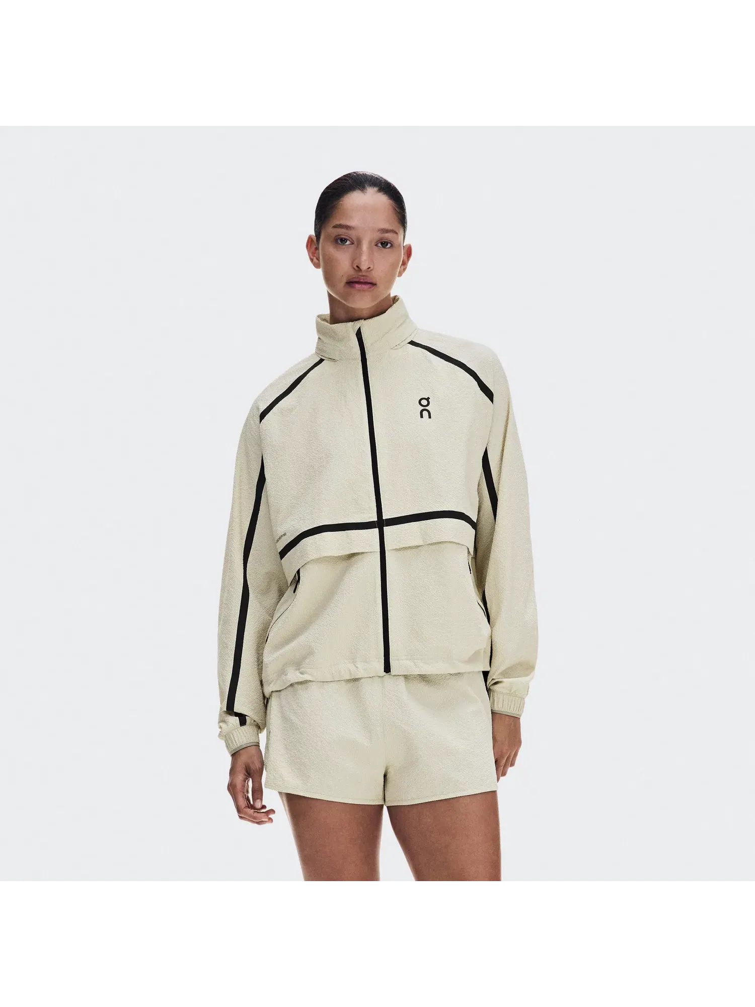 Женская беговая куртка демисезонная с ветрозащитой Performance Volt Jacket On, Hare — 11