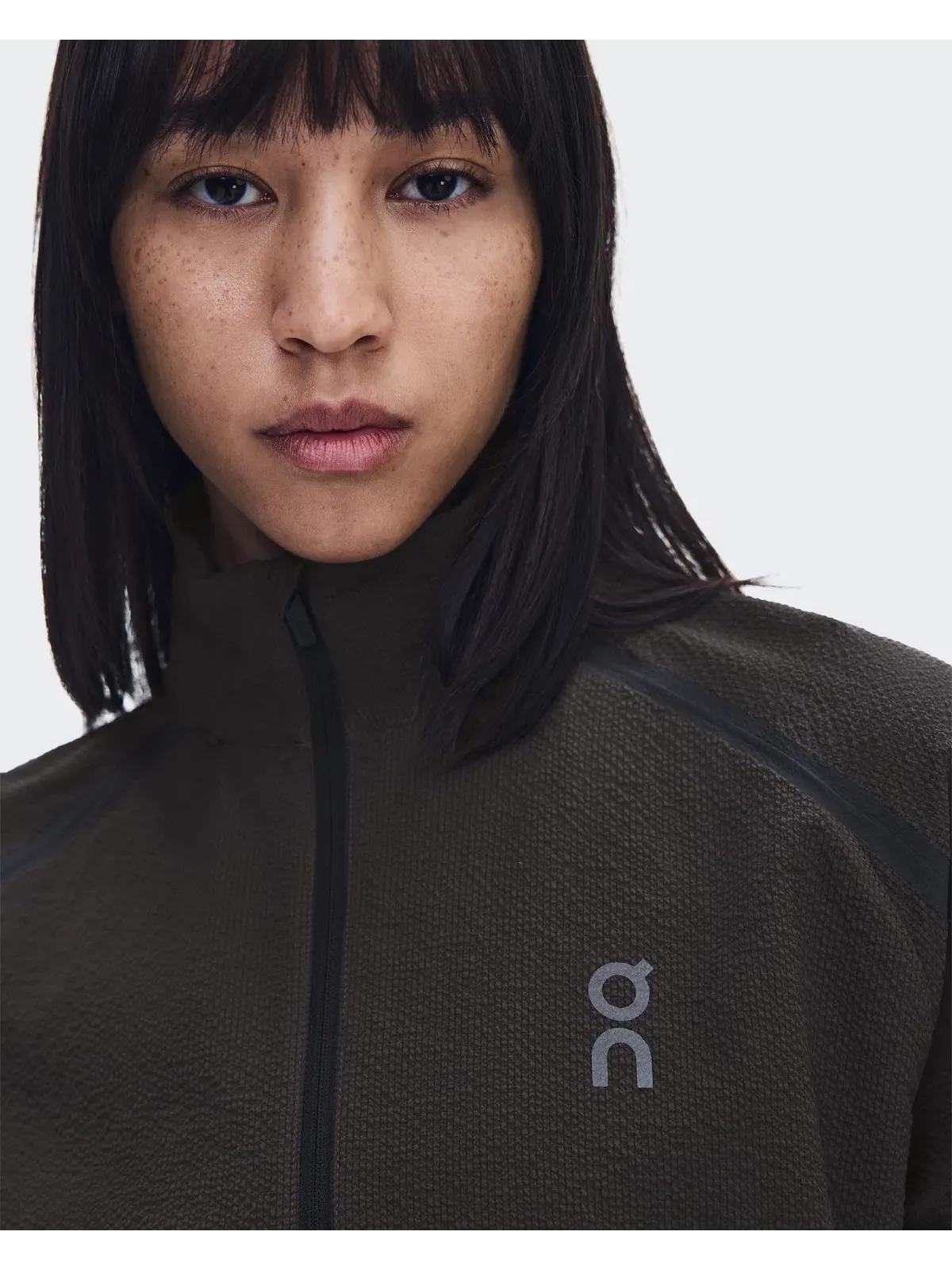 Женская беговая куртка с водоотталкивающей тканью Performance Volt Jacket On — 7