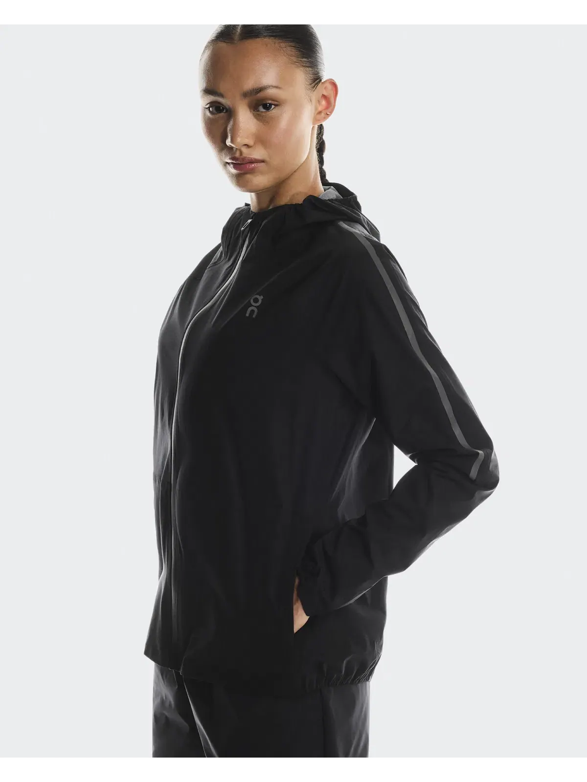 Женская куртка беговая водостойкая с капюшоном Performance Jacket Waterproof On — 4