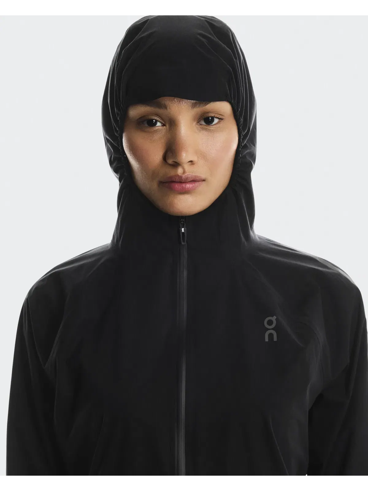 Женская куртка беговая водостойкая с капюшоном Performance Jacket Waterproof On — 6