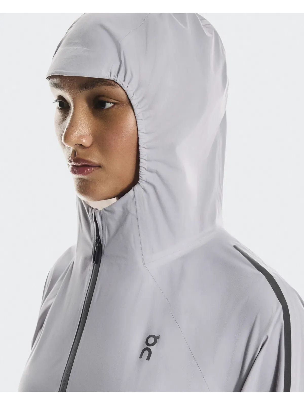 Женская куртка беговая водостойкая с капюшоном Performance Jacket Waterproof On — 6