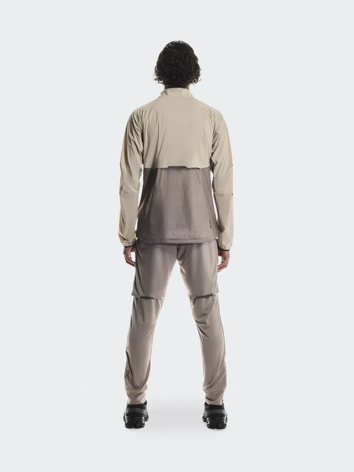 Мужская беговая куртка ветрозащитная Weather Jacket On, Desert Cinder — 3