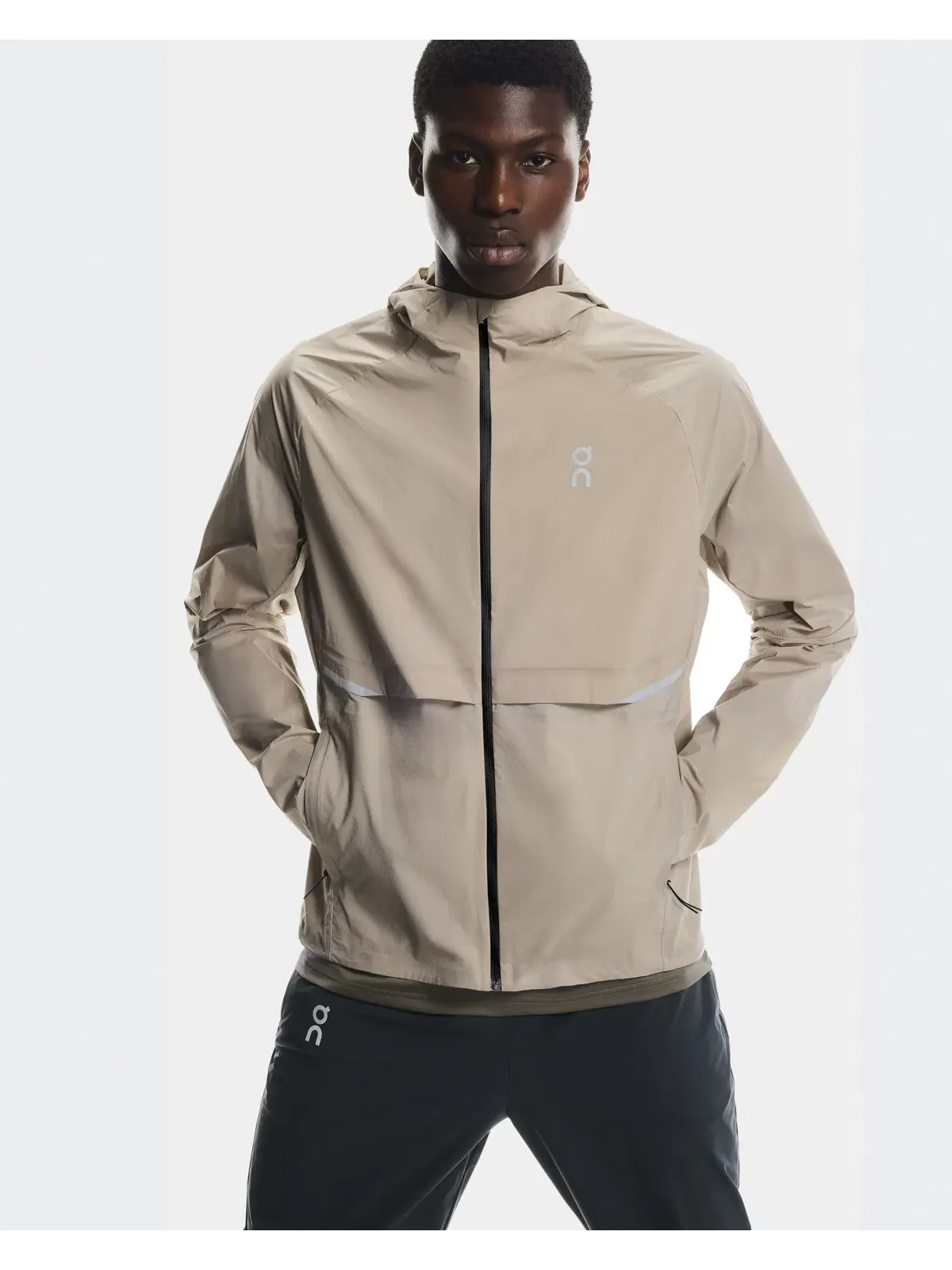 Мужская беговая куртка с водоотталкивающей отделкой Core Jacket On — 4