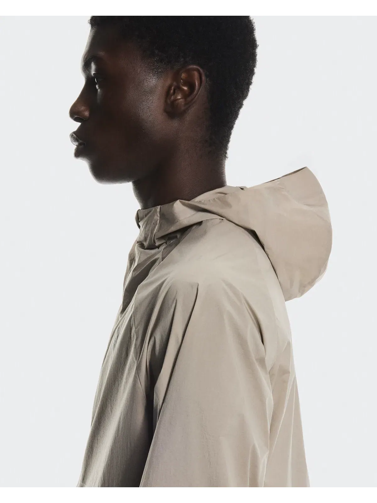 Мужская беговая куртка с водоотталкивающей отделкой Core Jacket On — 5