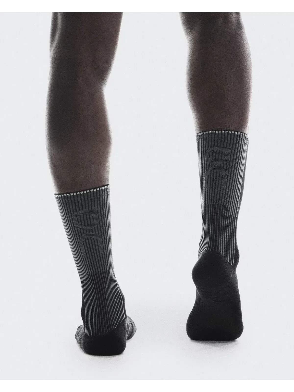 Высокие беговые носки с амортизацией Performance Run Sock High On — 4