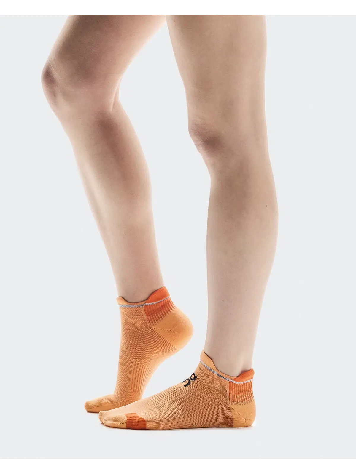 Беговые носки низкие с амортизацией Performance Run Sock Low On, Tangerine Flame — 3