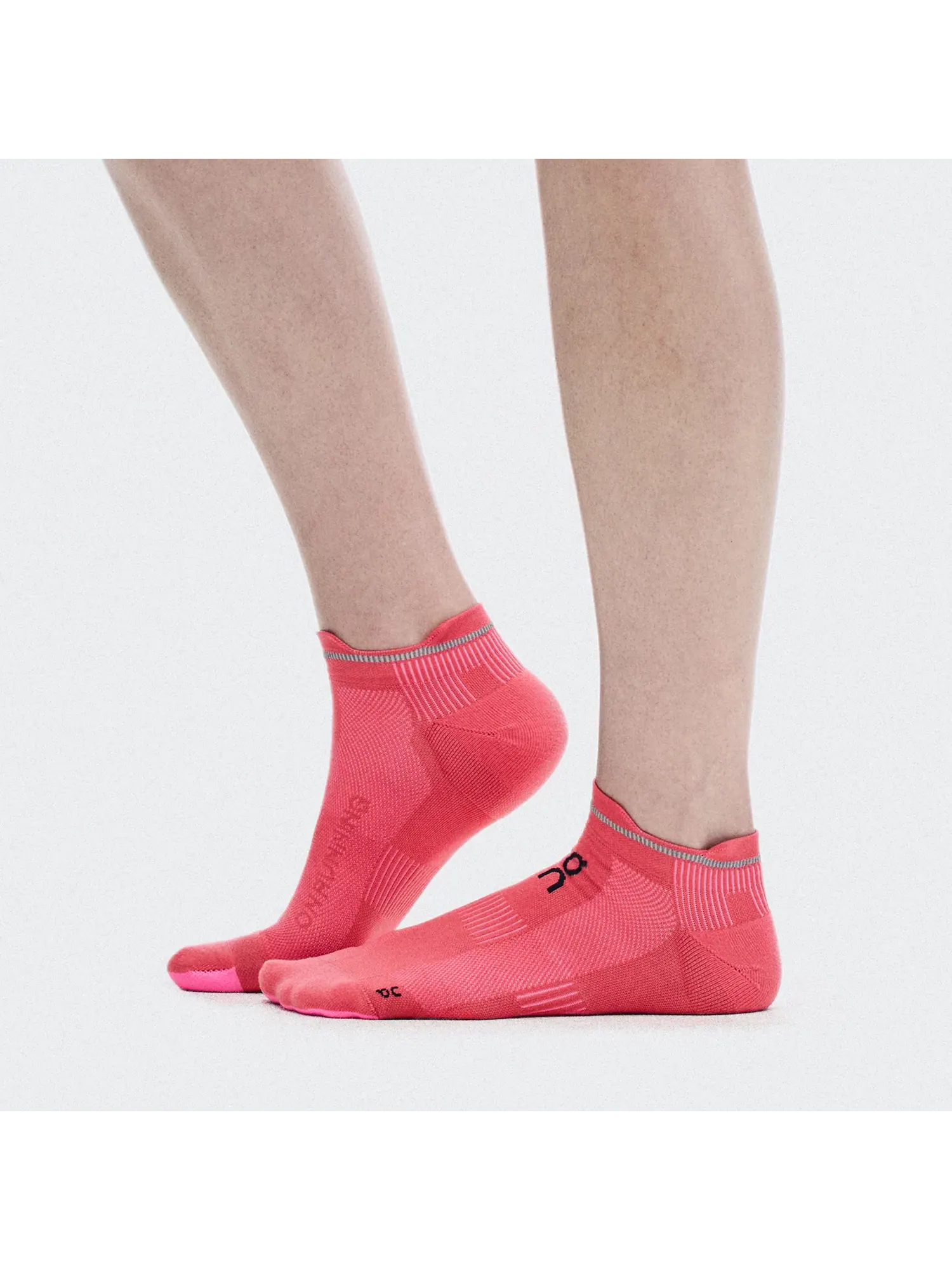 Беговые носки низкие с компрессионными зонами Elite Run Sock Low On, Camellia Azalea — 5