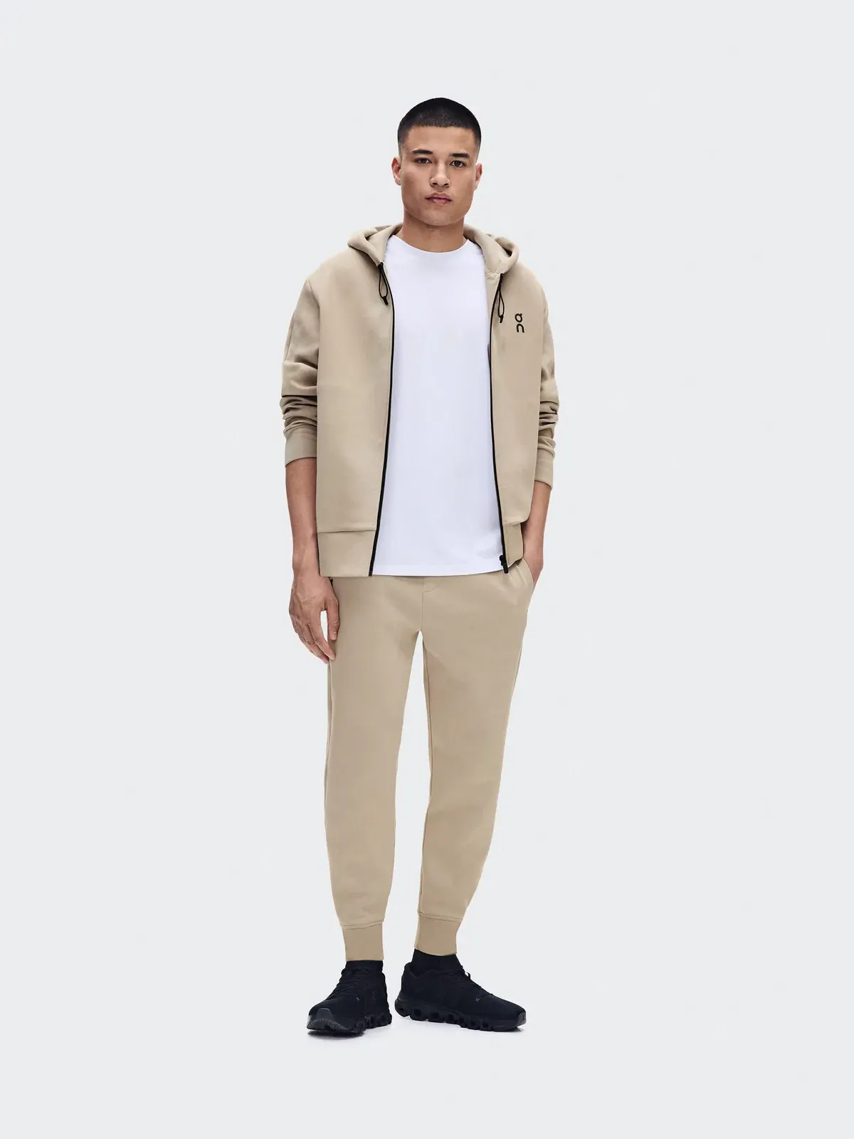 Мужское худи на молнии с карманами Focus Tech Zip Hoodie On — 2