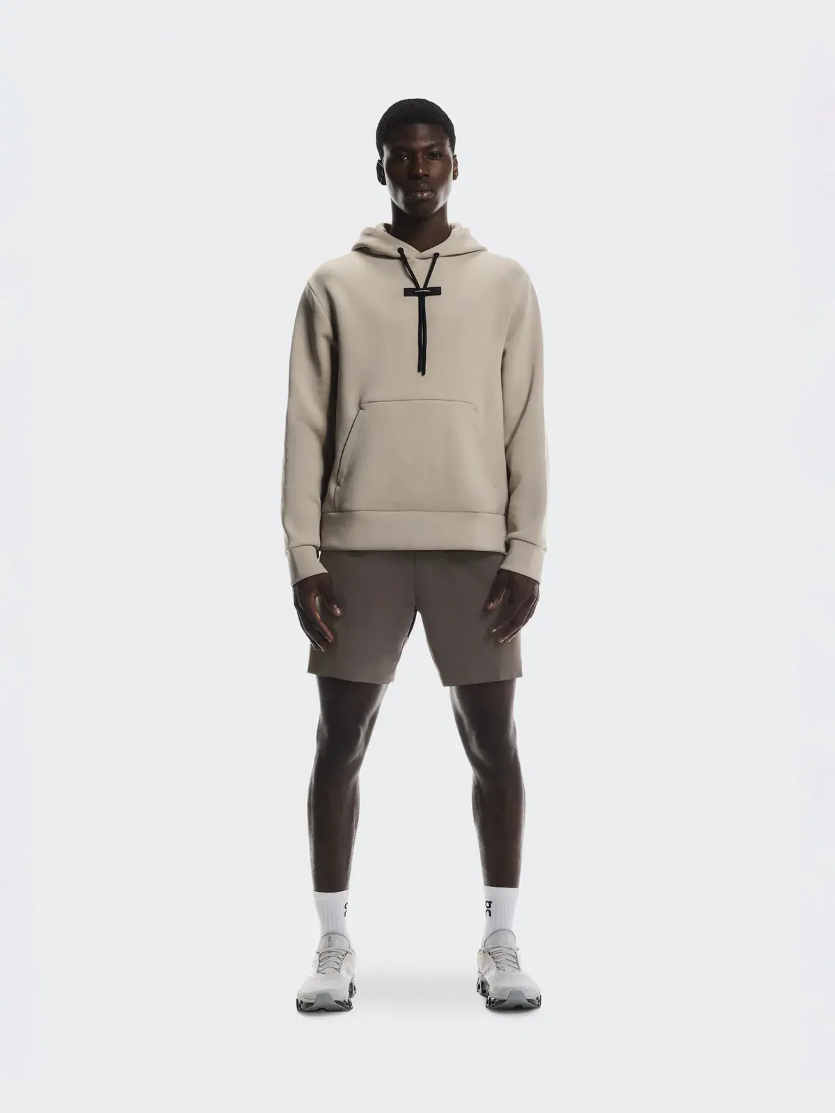 Мужское худи с карманом-кенгуру Focus Tech Hoodie On — 2
