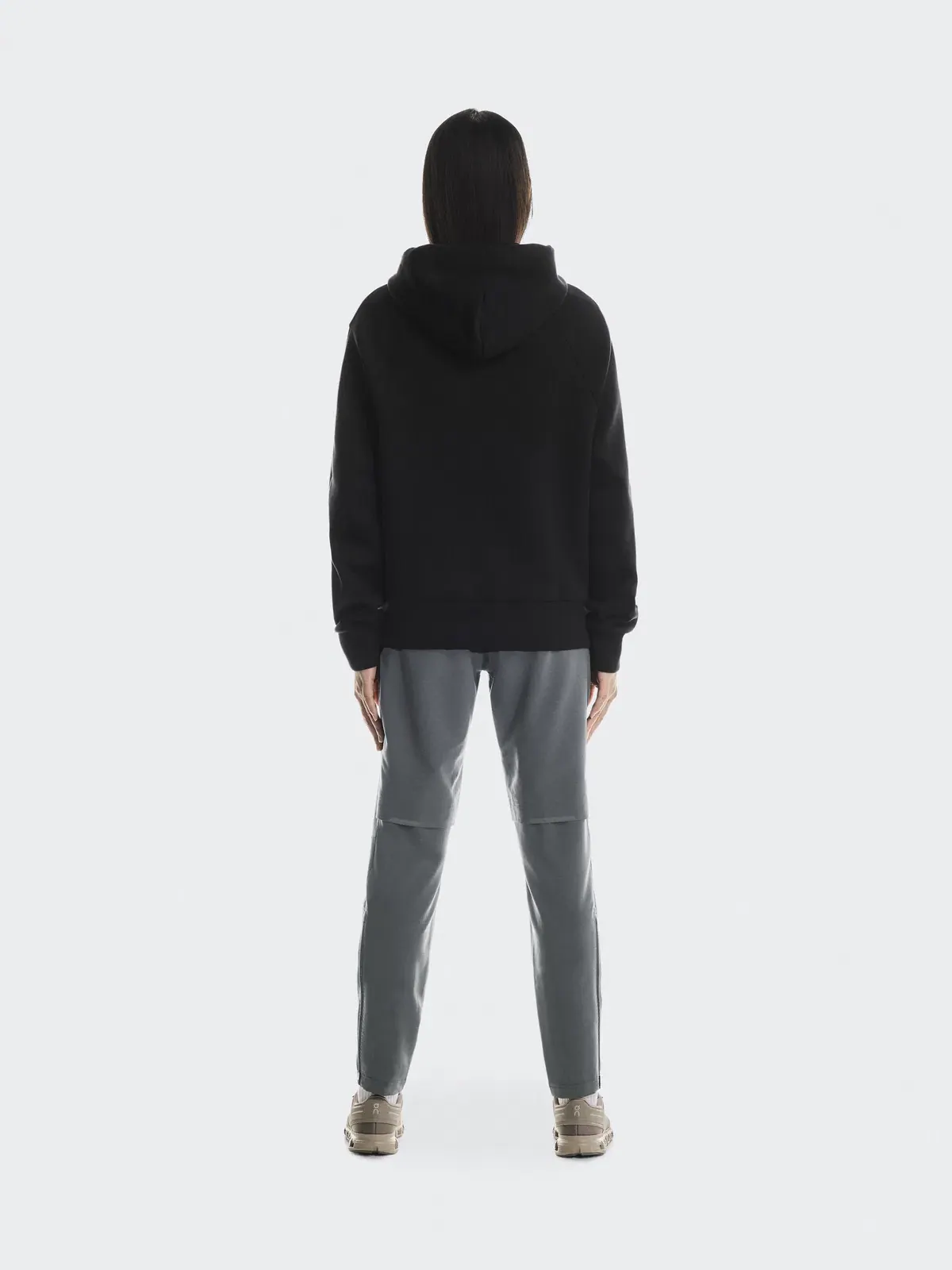 Женское худи на молнии с карманами Focus Tech Zip Hoodie On — 3