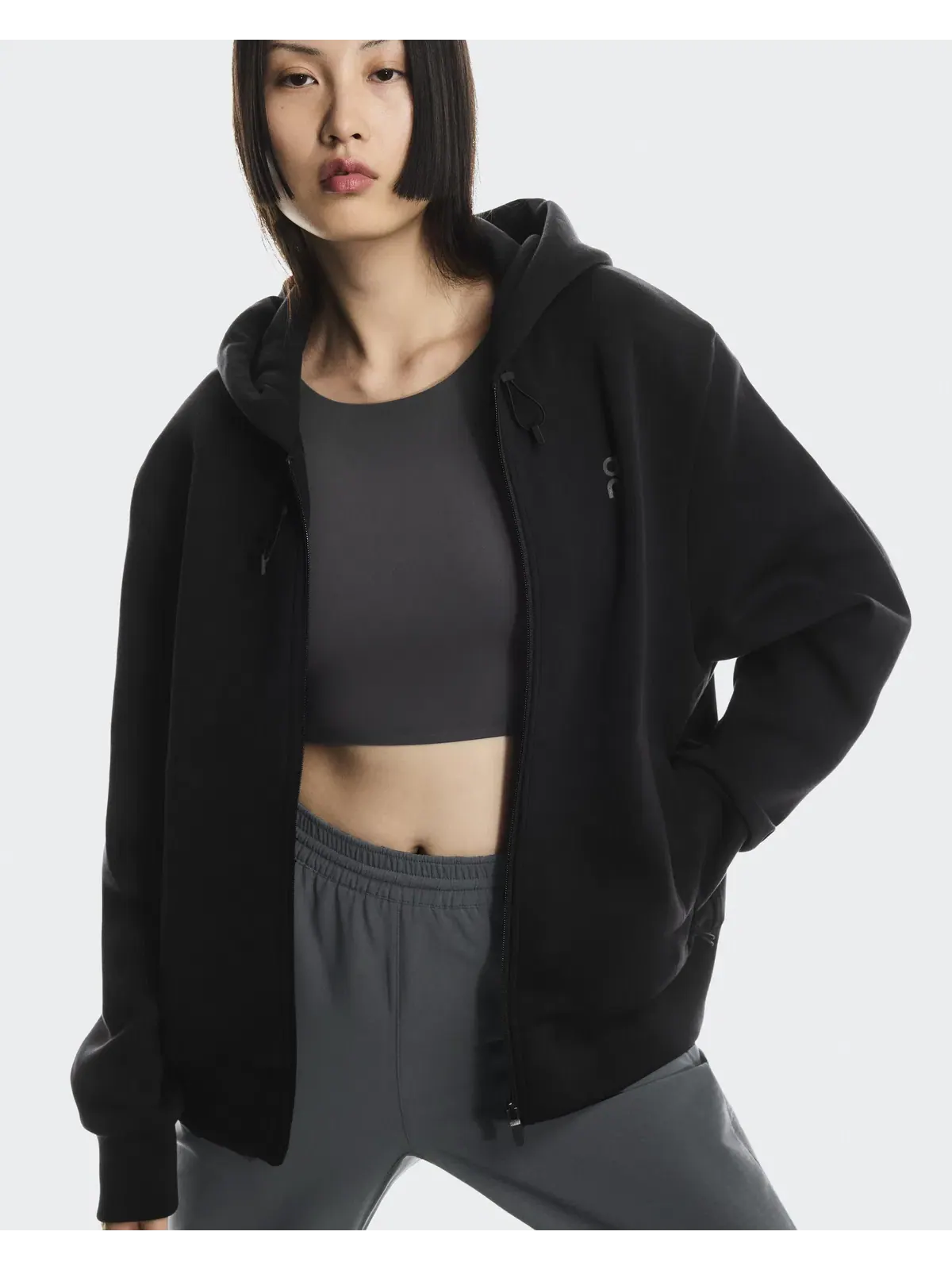 Женское худи на молнии с карманами Focus Tech Zip Hoodie On — 6