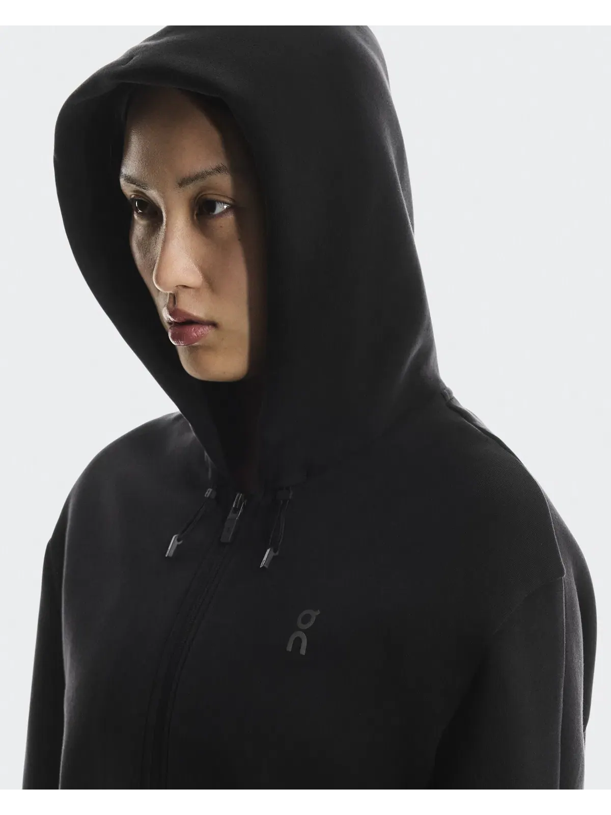 Женское худи на молнии с карманами Focus Tech Zip Hoodie On — 7