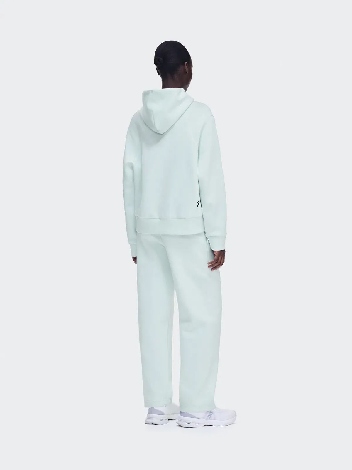 Женское худи с карманом-кенгуру Focus Tech Hoodie On, Flurry — 4