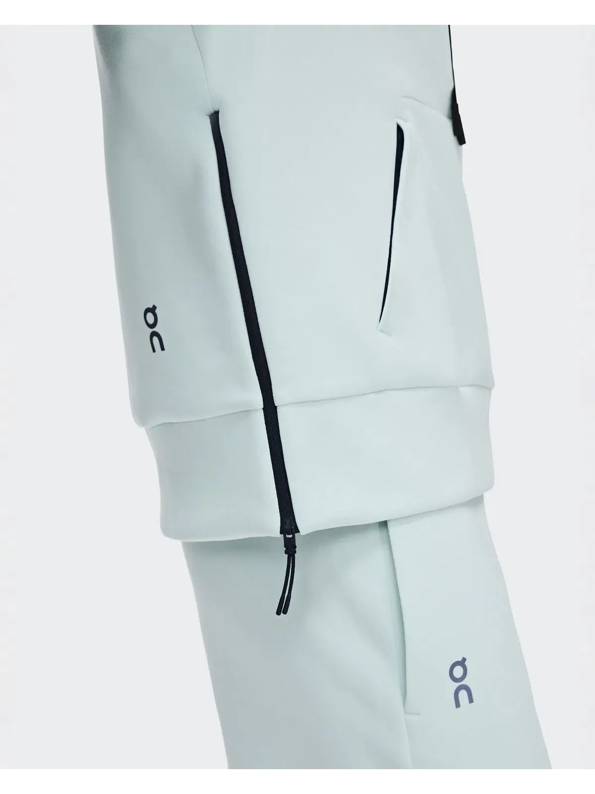 Женское худи с карманом-кенгуру Focus Tech Hoodie On, Flurry — 6