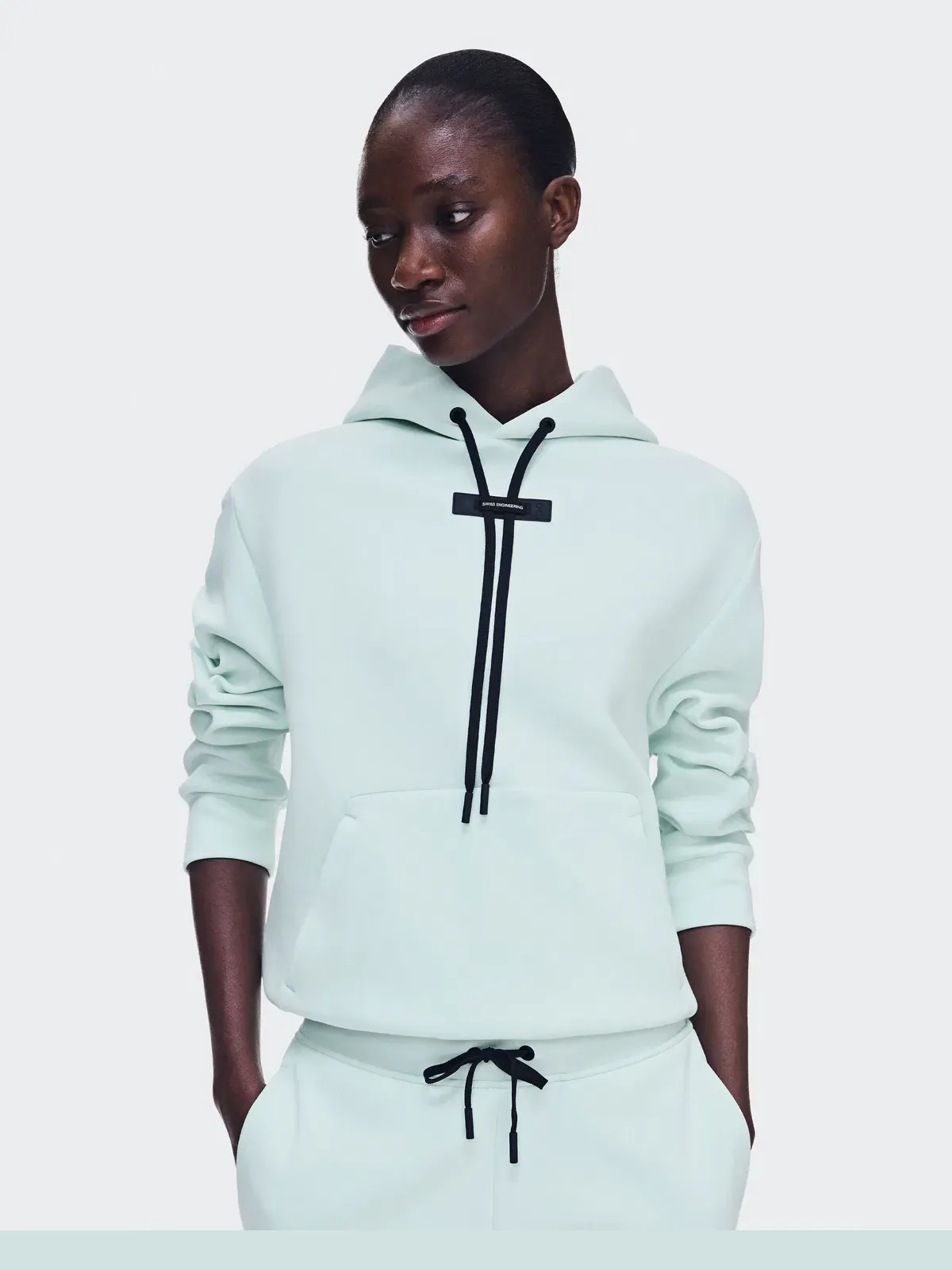 Женское худи с карманом-кенгуру Focus Tech Hoodie On, Flurry — 7