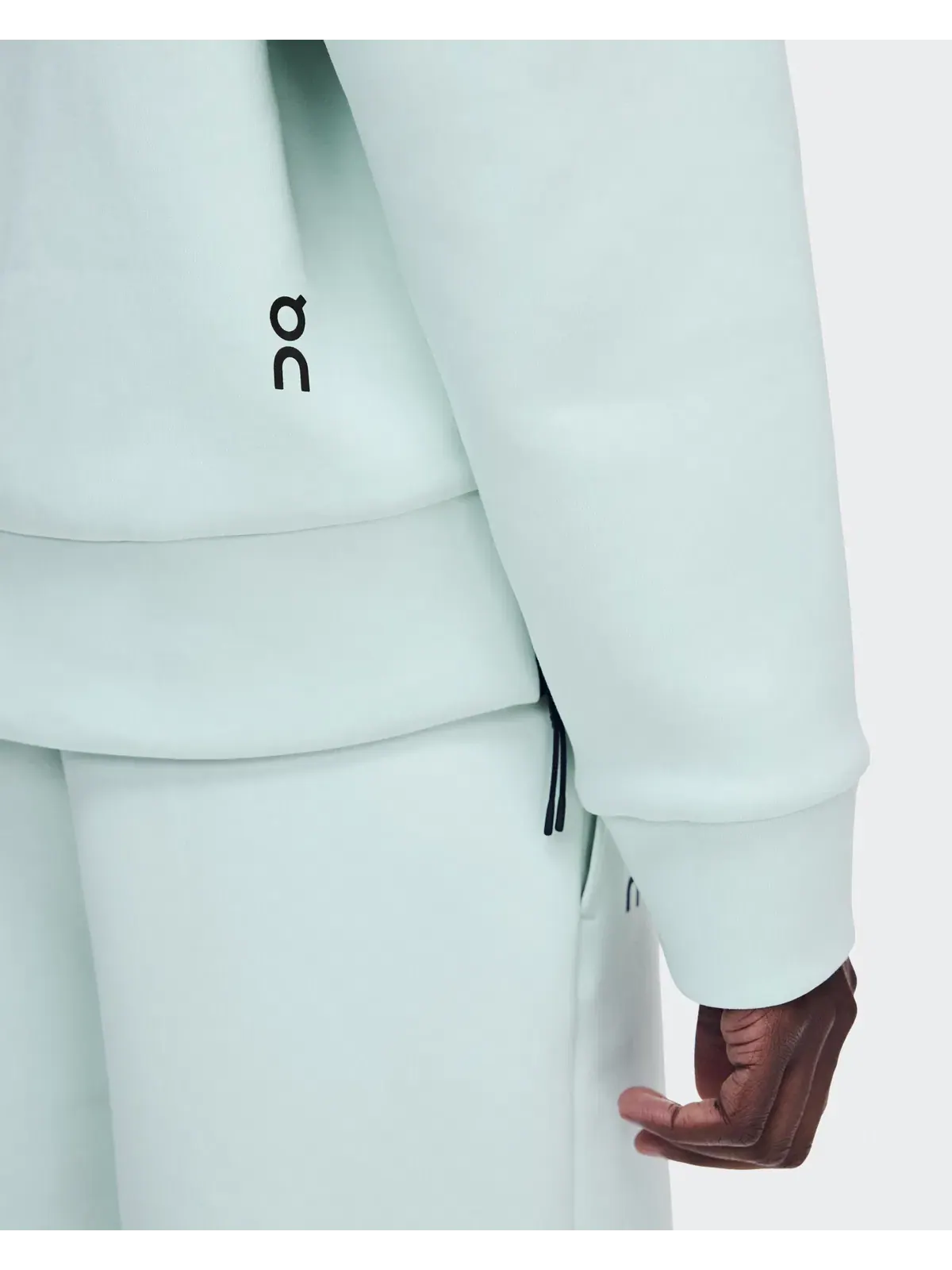Женское худи с карманом-кенгуру Focus Tech Hoodie On, Flurry — 8