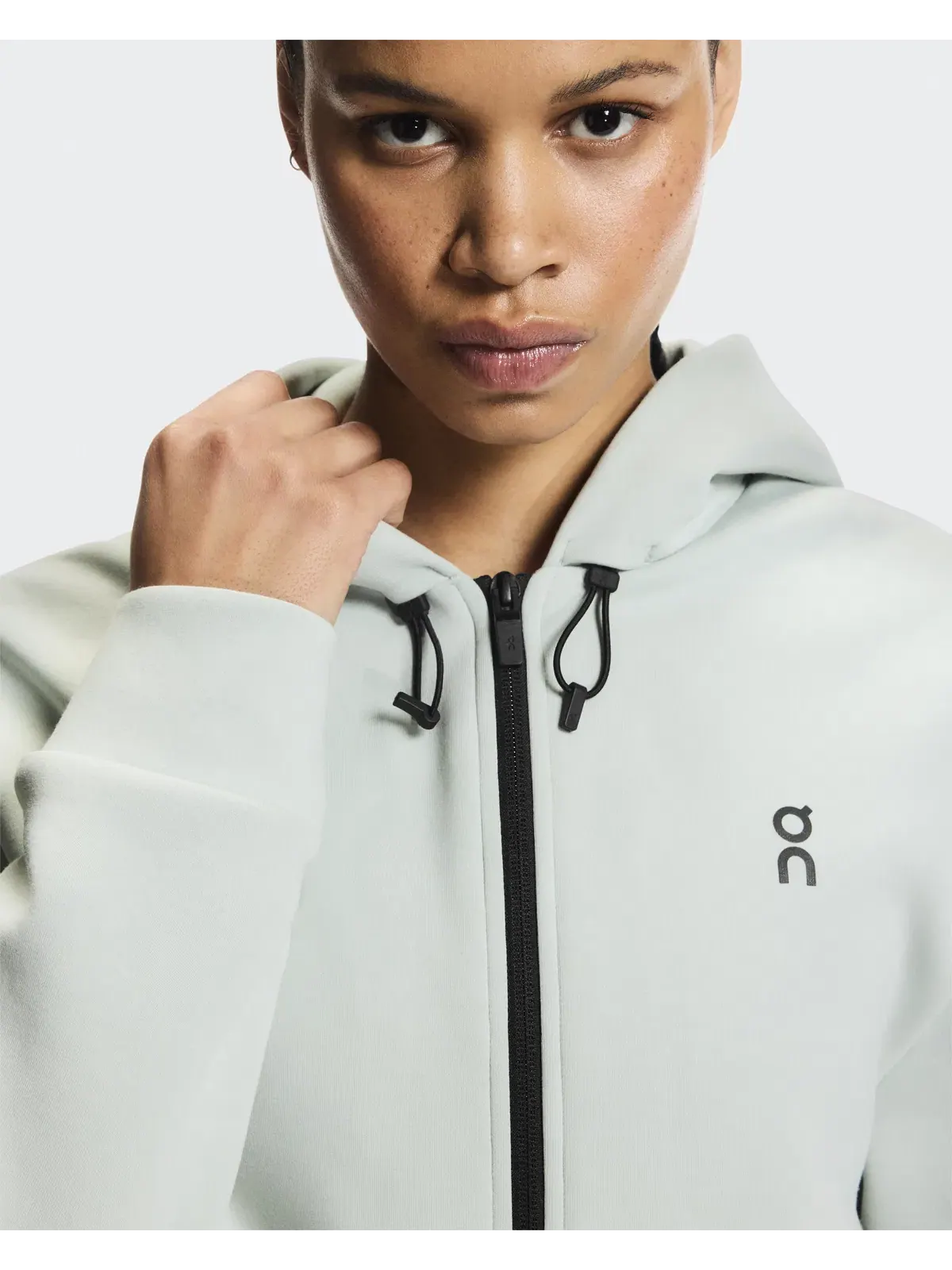 Женское худи на молнии с карманами Focus Tech Zip Hoodie On — 5