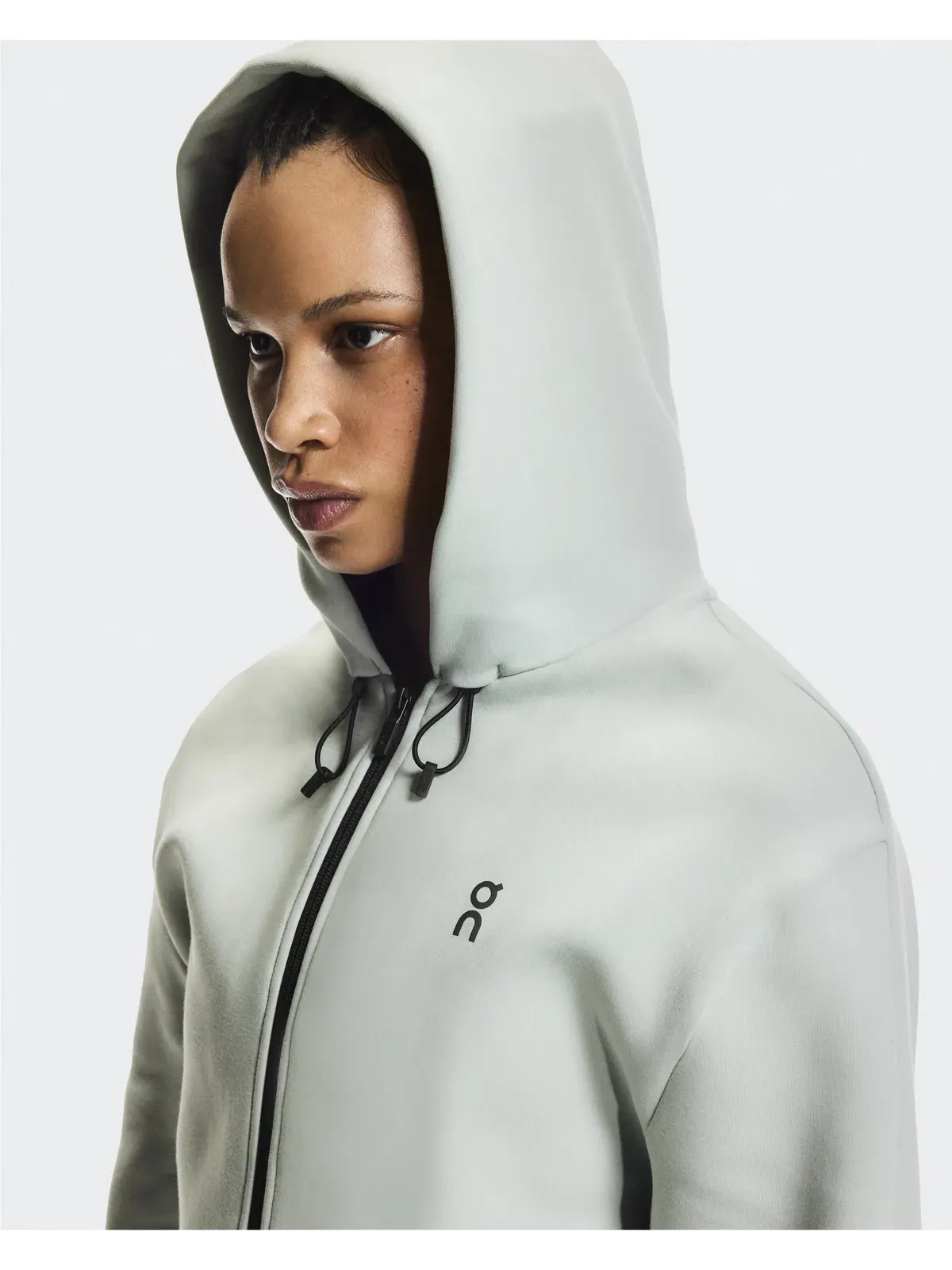 Женское худи на молнии с карманами Focus Tech Zip Hoodie On — 6