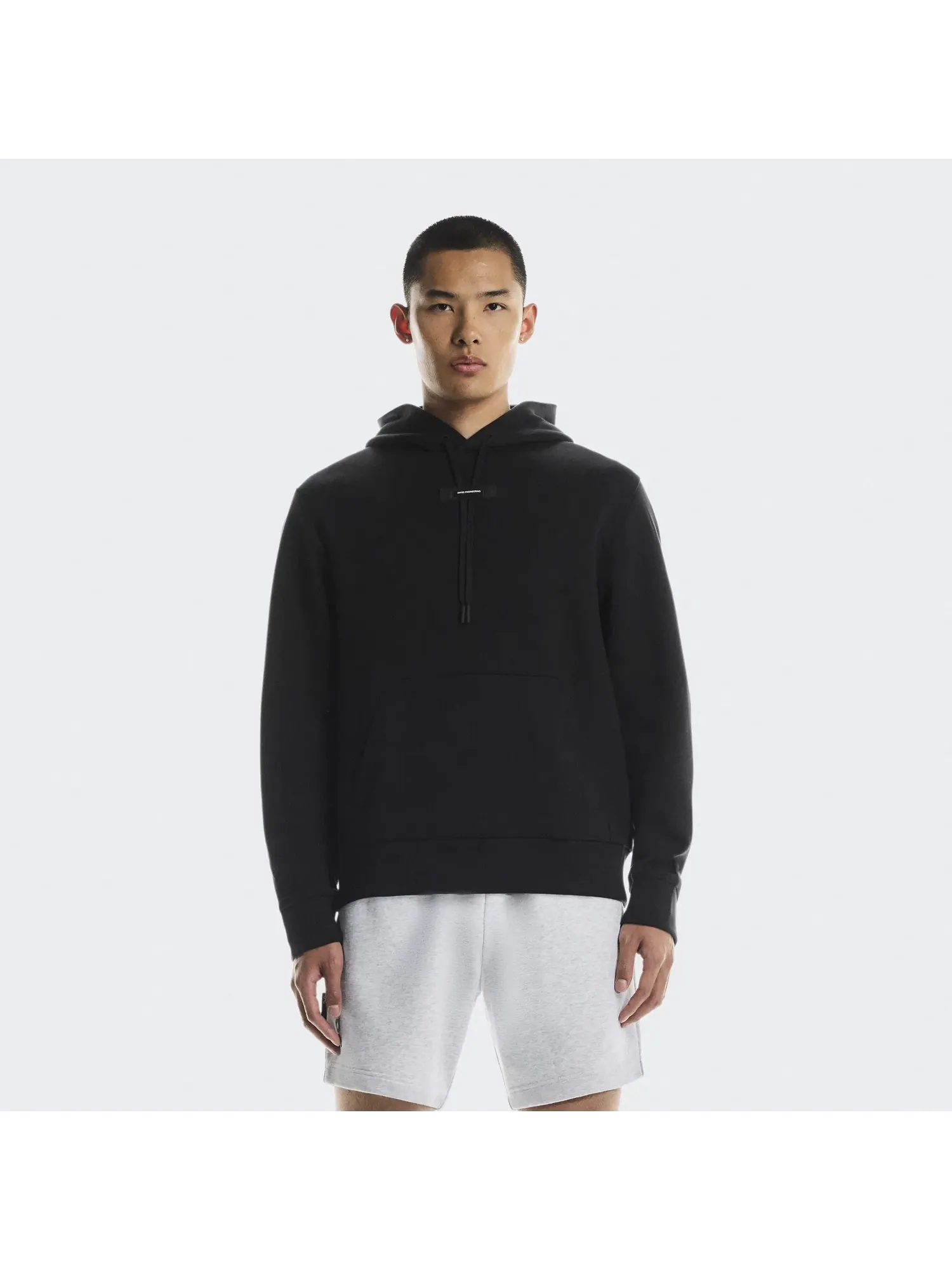 Мужское худи с карманом-кенгуру Focus Tech Hoodie On — 7