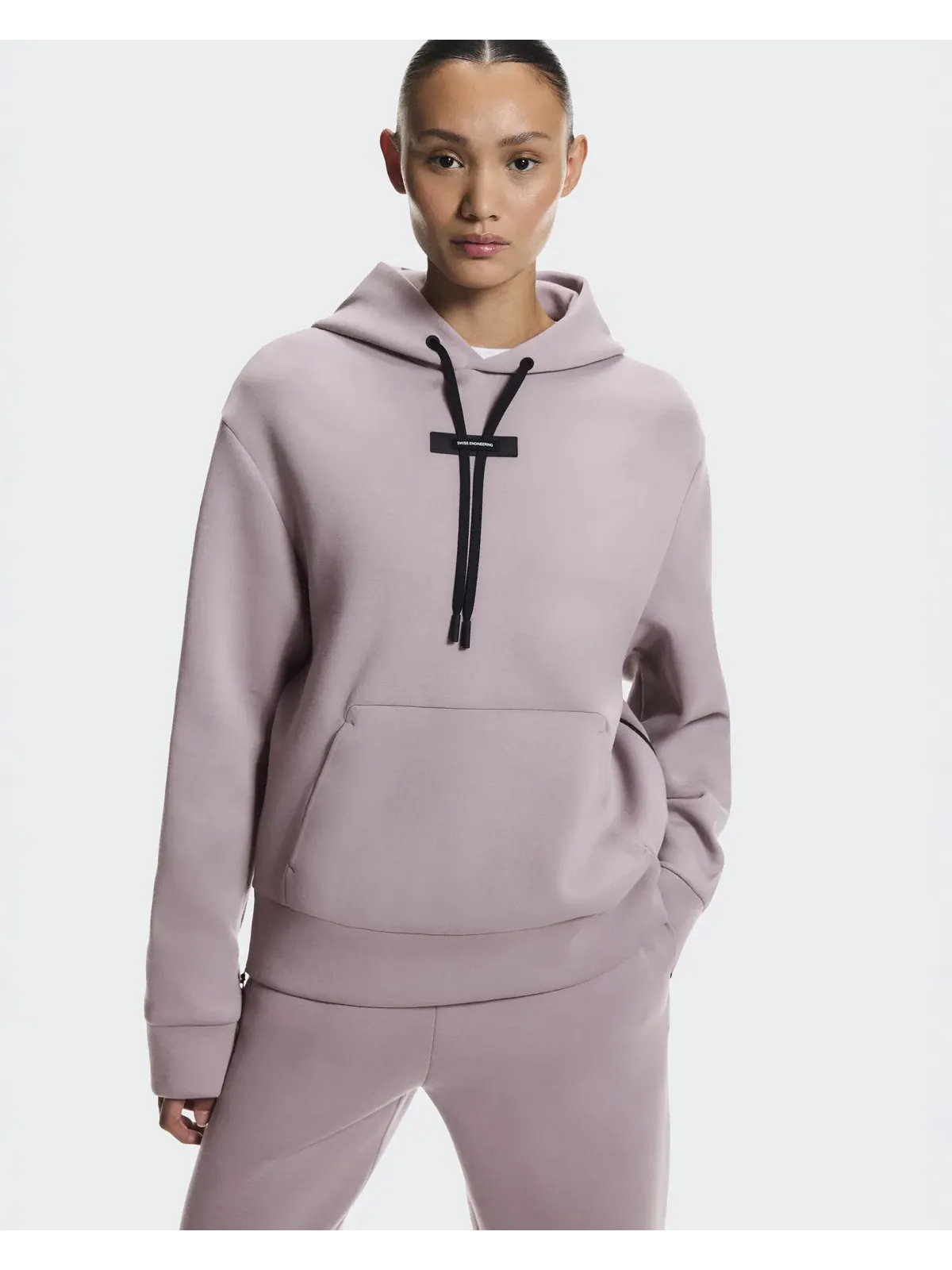 Женское худи с карманом-кенгуру Focus Tech Hoodie On, Heron — 4