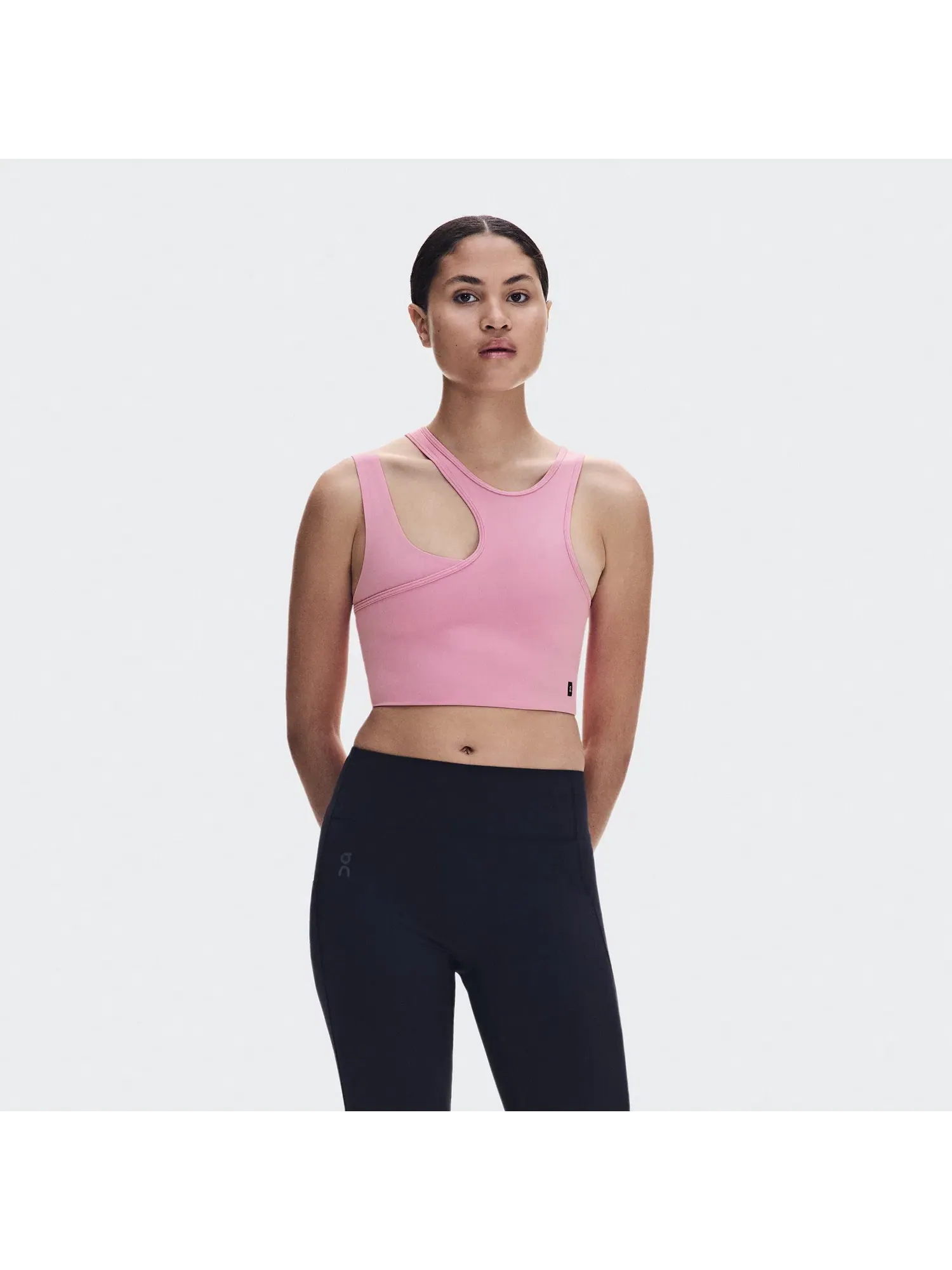 Женский топ-кроп с асимметричным дизайном Studio Asymmetric Crop On — 8