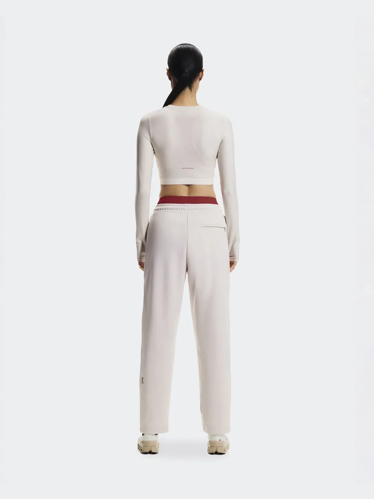 Женский тренировочный лонгслив укороченный с сетчатой вставкой Train Long Sleeve Crop Year of the Horse On — 3