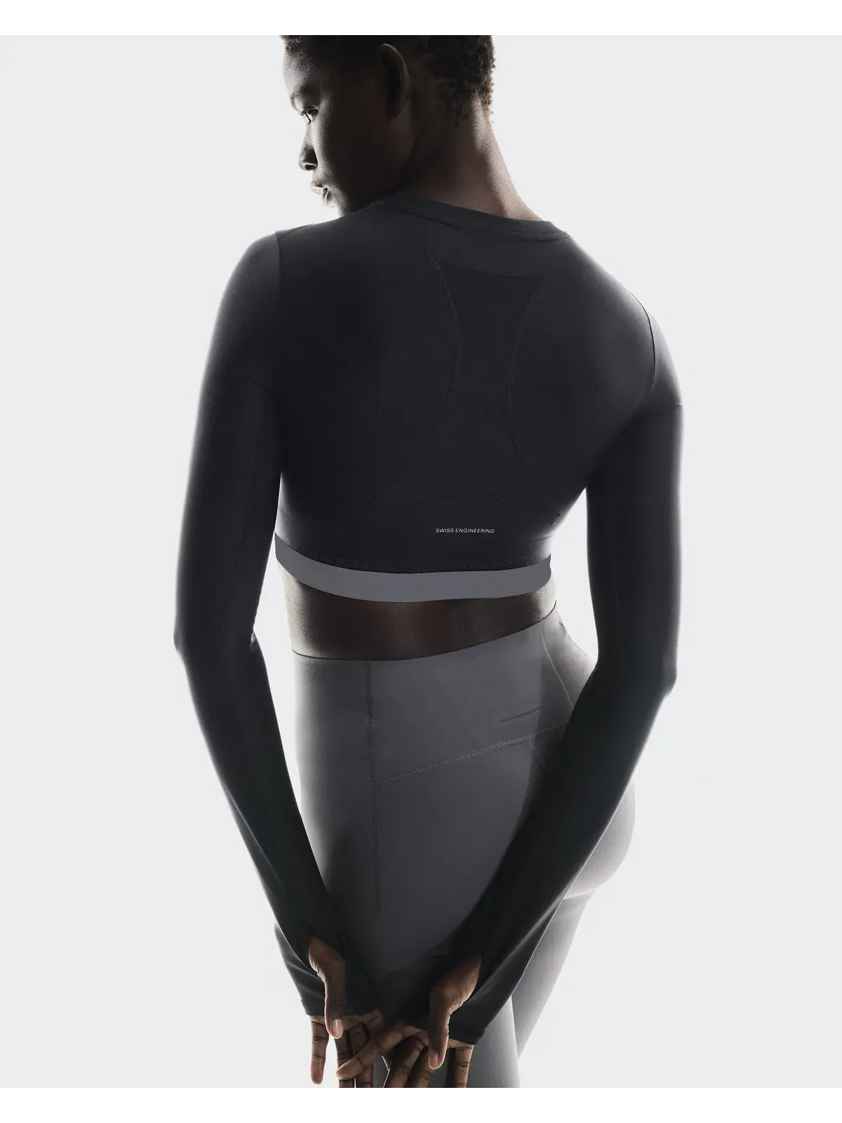 Женский лонгслив укороченный с сетчатой вставкой Train Long Sleeve Crop On — 6