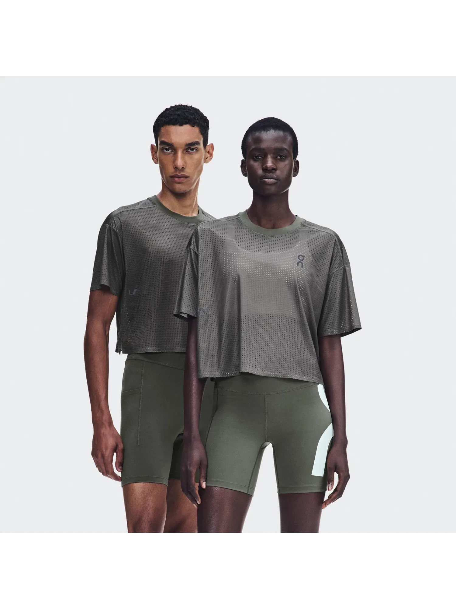 Женская укороченная футболка для бега с вырезом на спине Cropped Run-T LN1 On, Mire — 9
