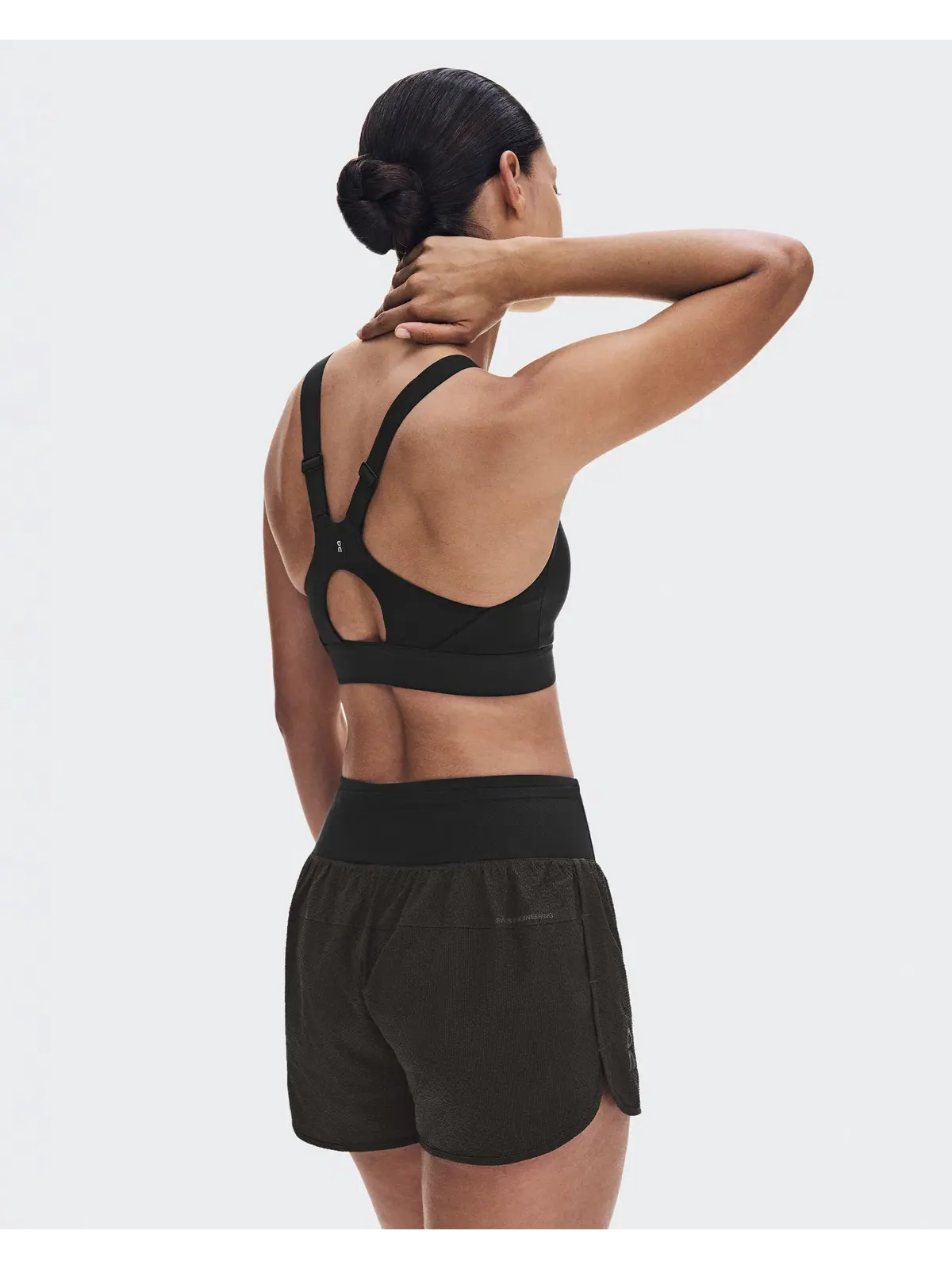 Женские беговые шорты с жаккардовой текстурой Performance Volt Shorts On — 7