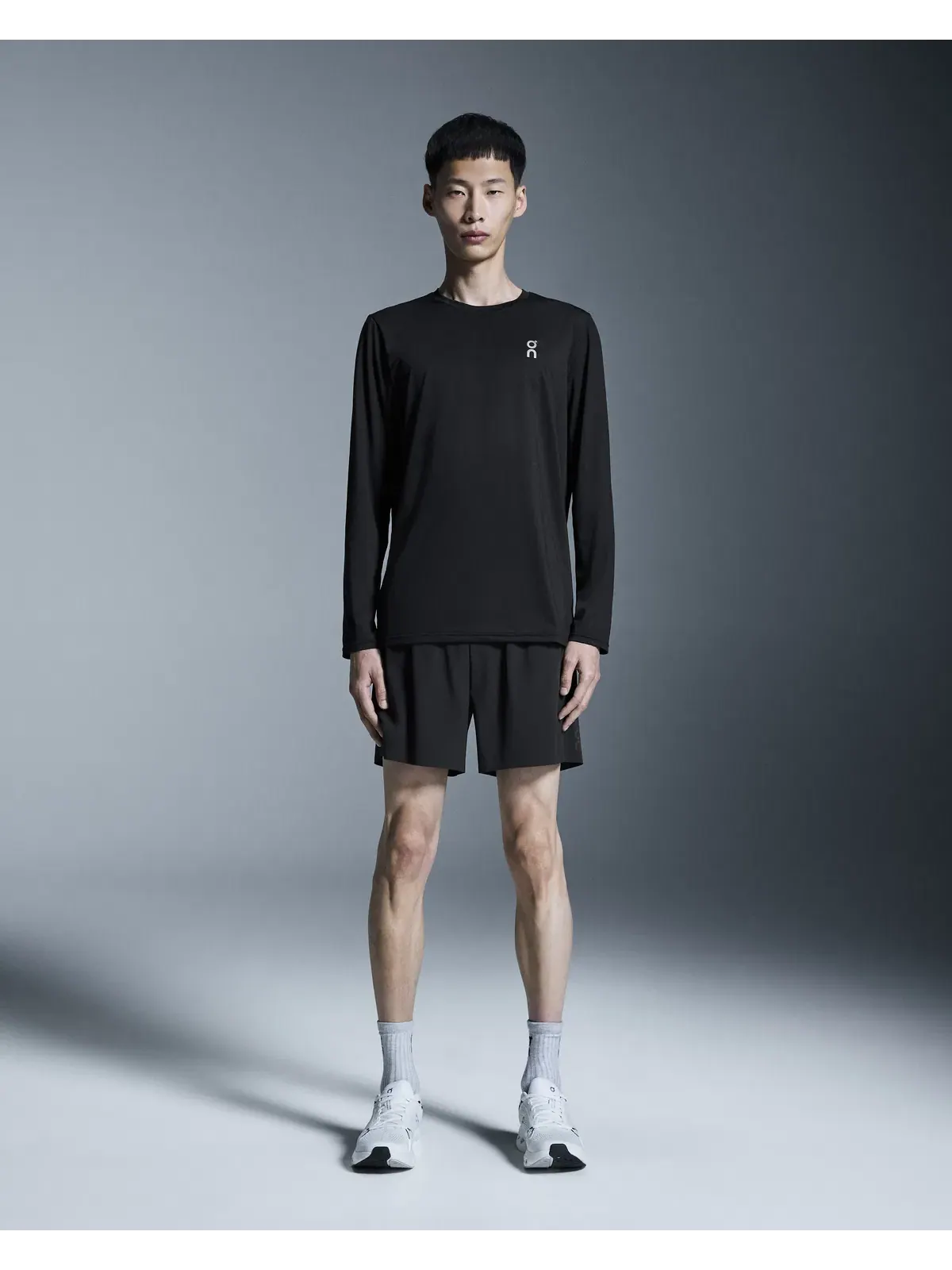 Мужские спортивные шорты для бега с эластичным поясом 5" Performance Shorts On Black — 2