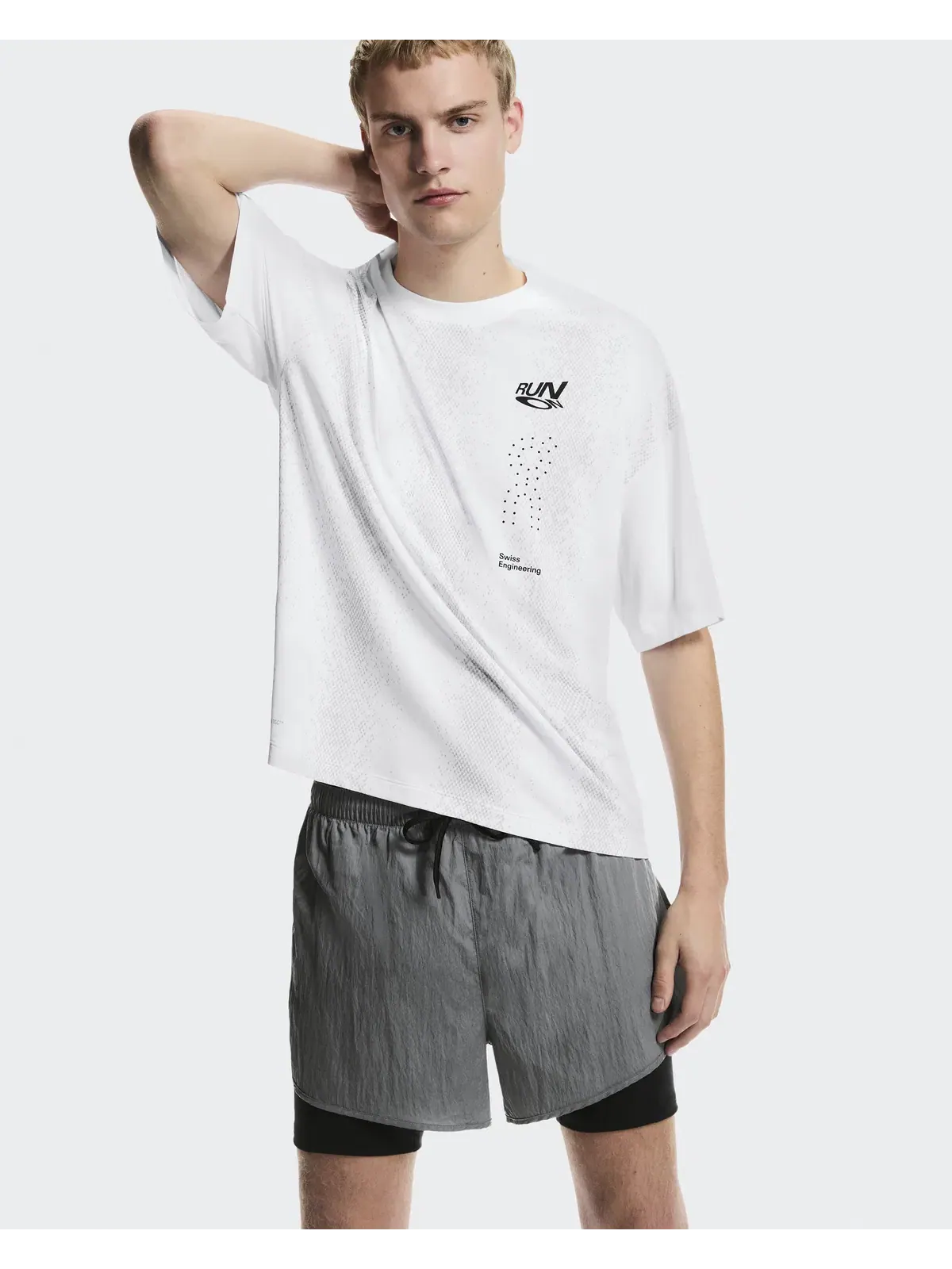 Мужские беговые шорты с ветрозащитным внешним слоем Performance Volt Shorts On — 4