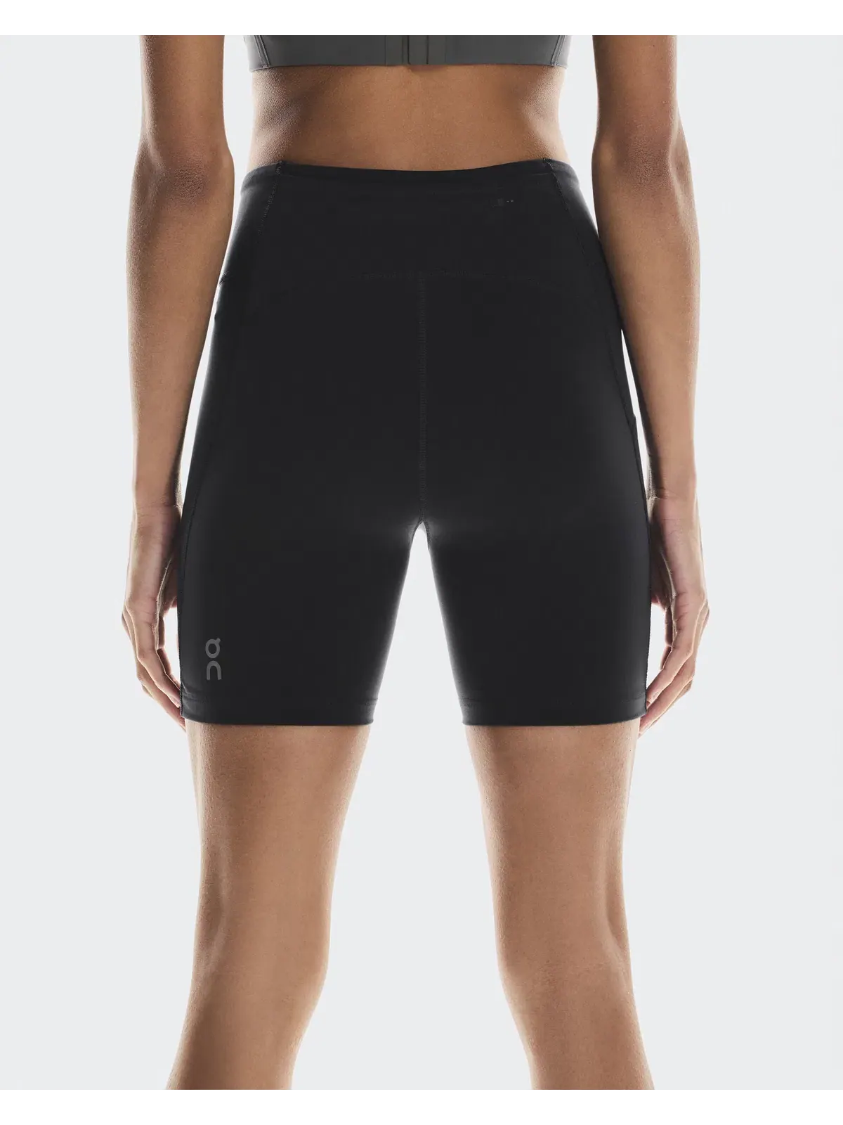 Женские беговые шорты-леггинсы с карманами Performance Tights Short On Black — 6