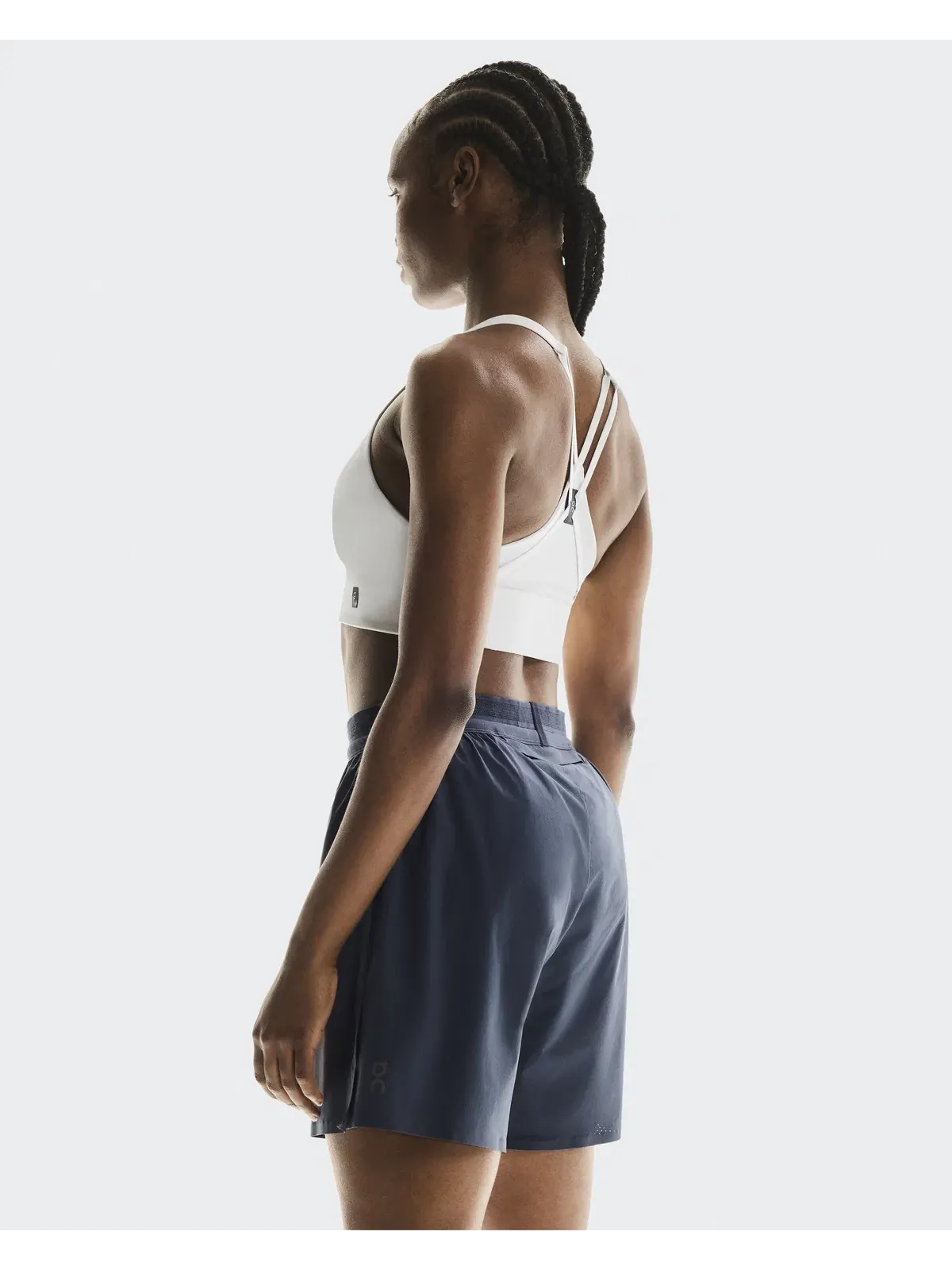 Женские спортивные шорты для бега с эластичным поясом 5" Performance Shorts On Navy — 7